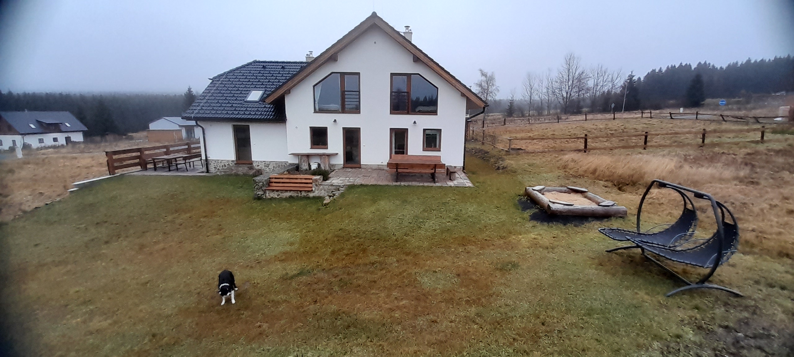 Chalupa pod Plešivcem foto 1