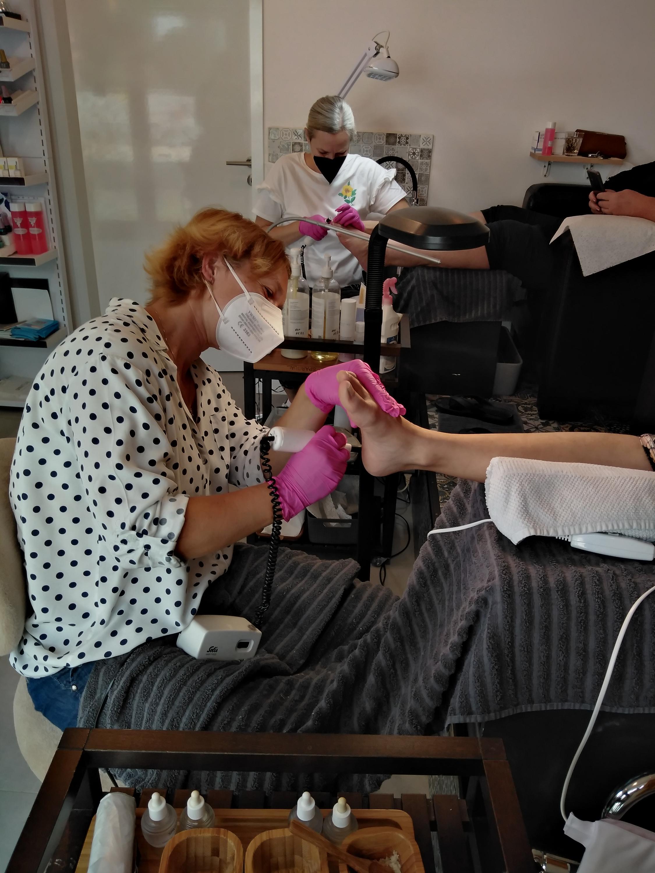 Kurzy pedikúry Veronika Mořkovská foto 3