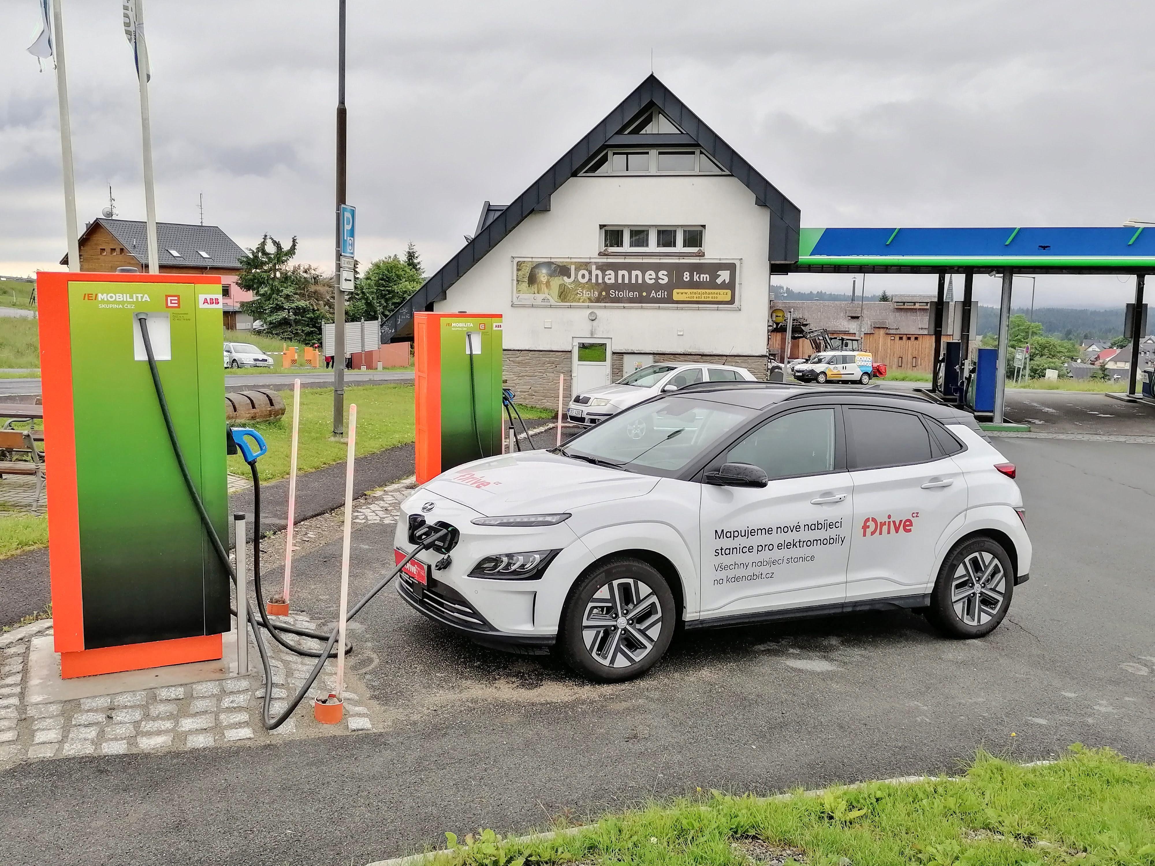 Nabíjecí stanice ČEZ