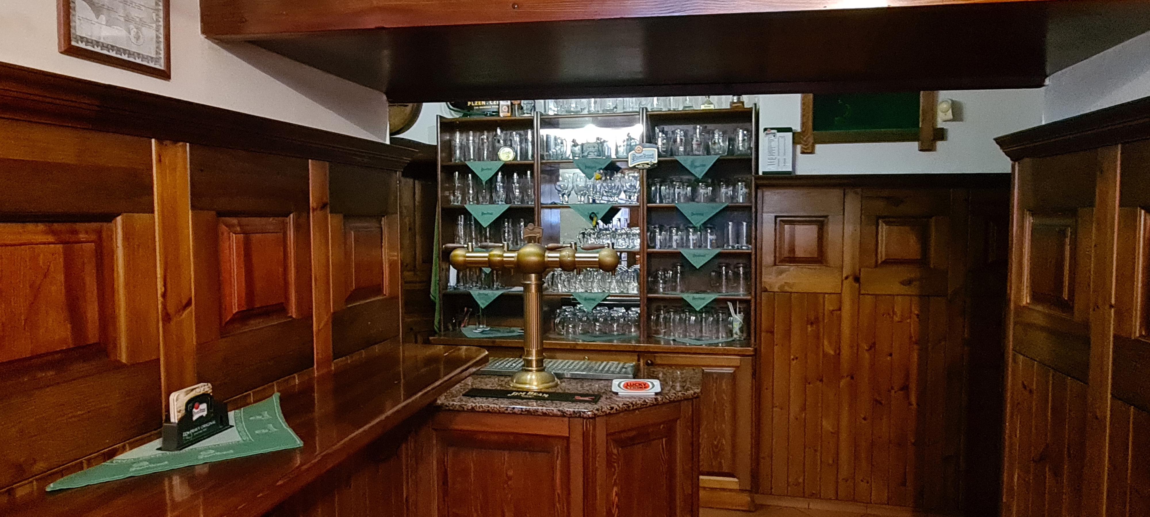 Švejkovský restaurant U Šmiků foto 5