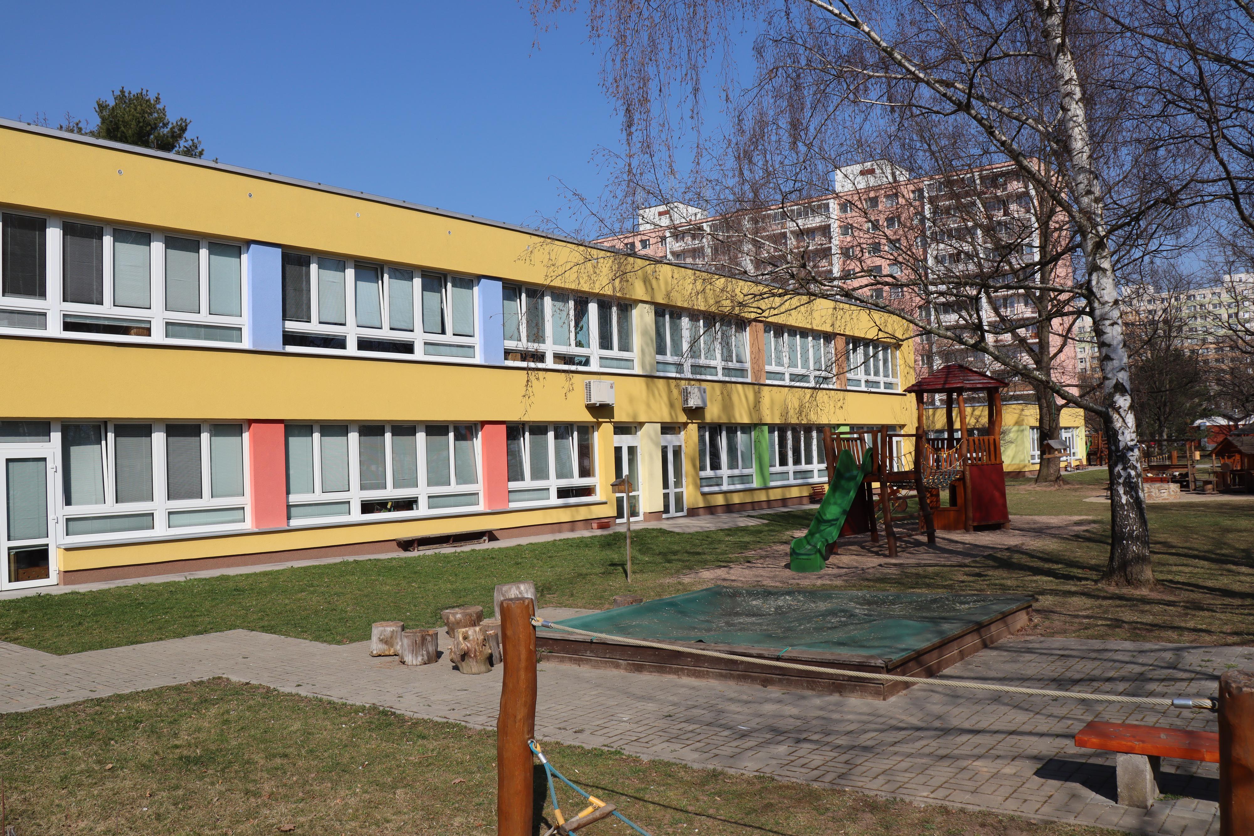 MŠ Klubíčko Pardubice - Polabiny, Grusova foto 4