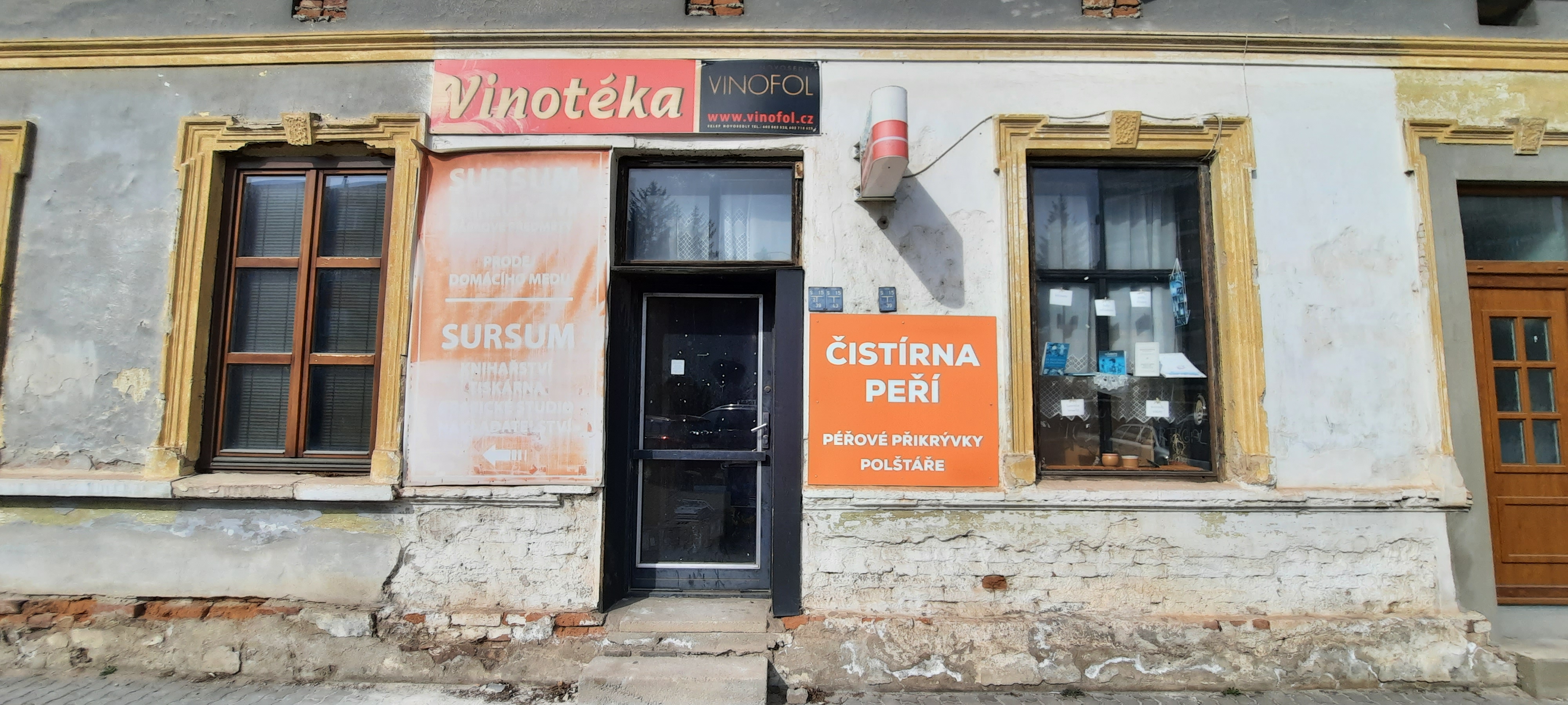 Vinotéka Sursum foto 2