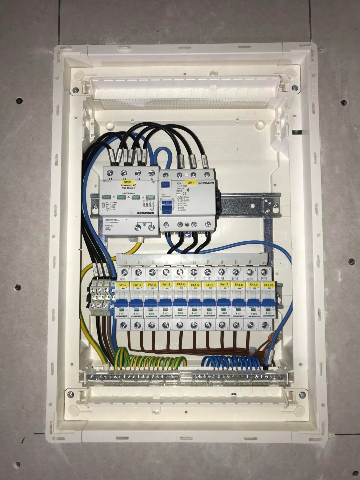 Elektrikář-Elektroinstalace-Lipavský foto 4