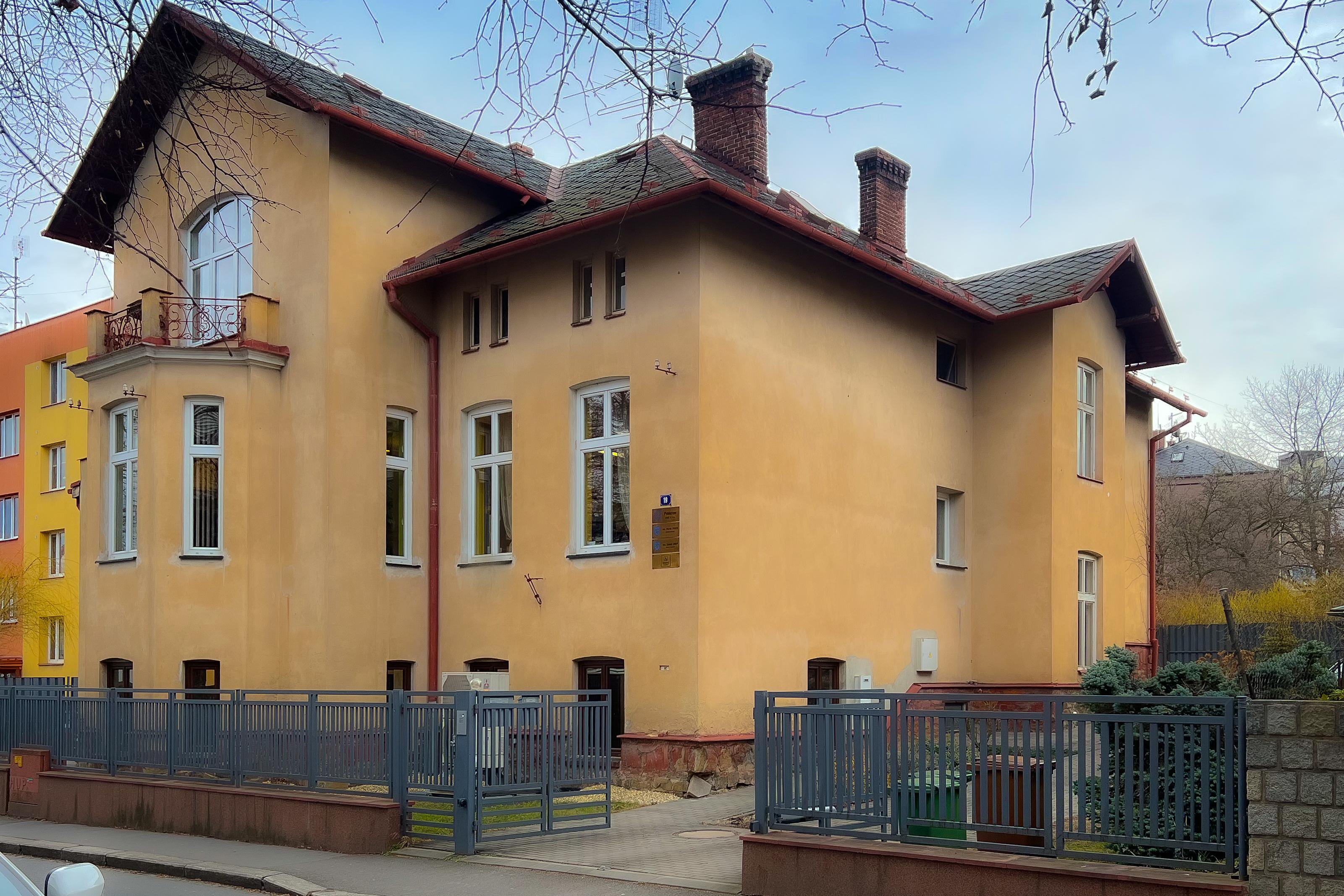 Punktum, spol. s r.o.