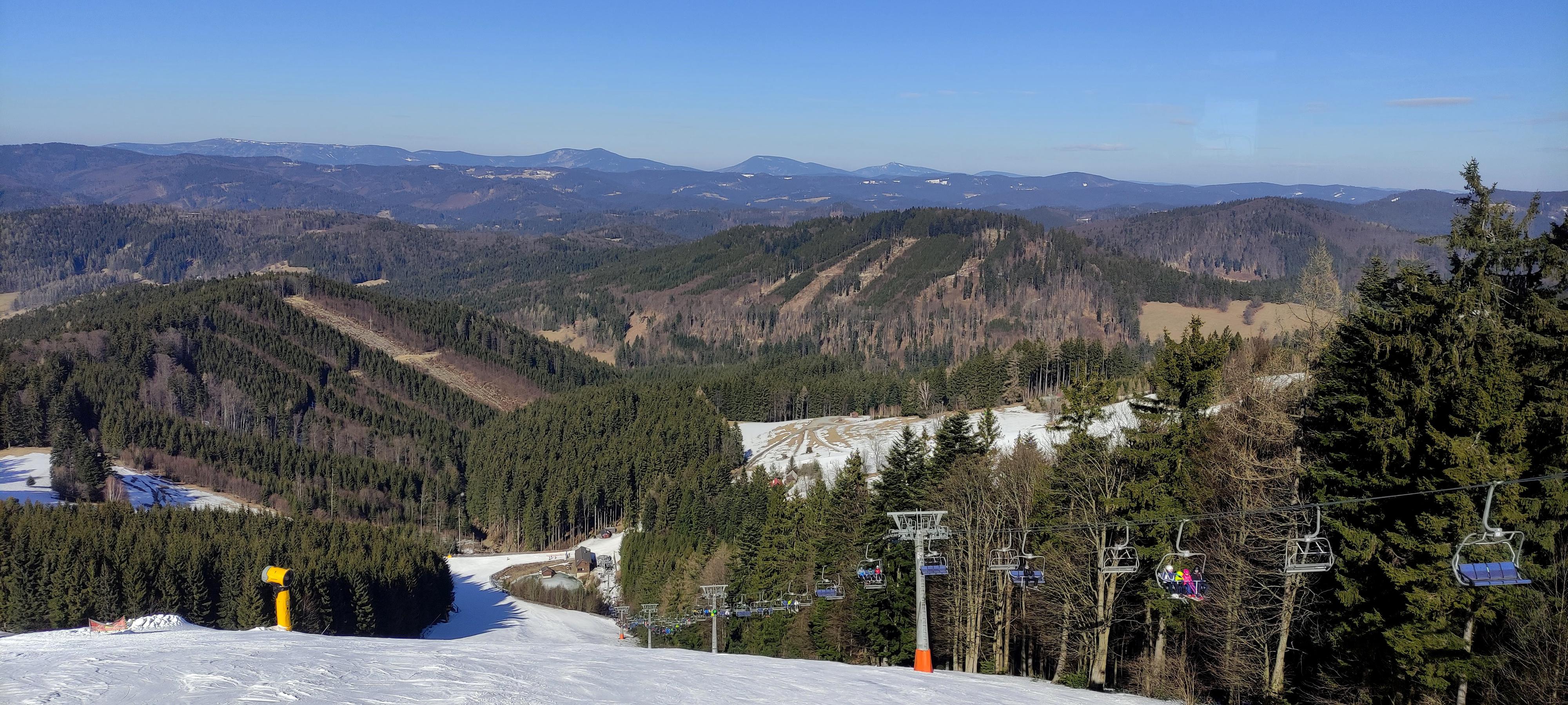 SKI CENTRUM KOHÚTKA LYŽAŘSKÁ ŠKOLA - PŮJČOVNA foto 2