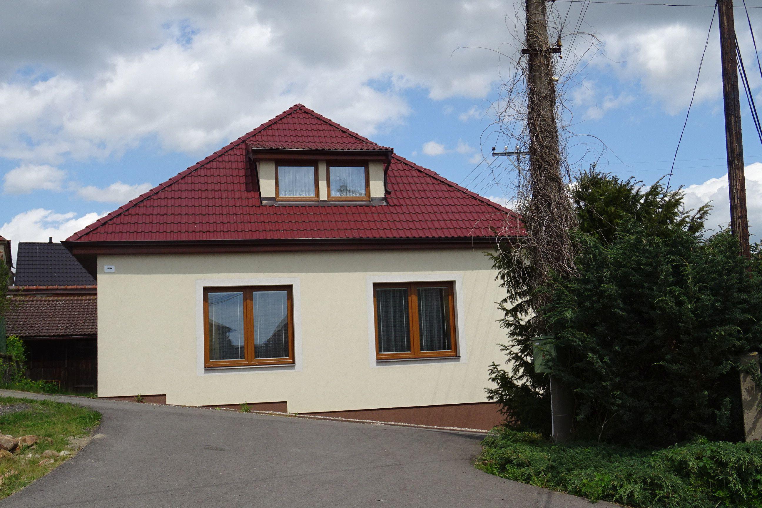 Miřetice - obecní úřad foto 3