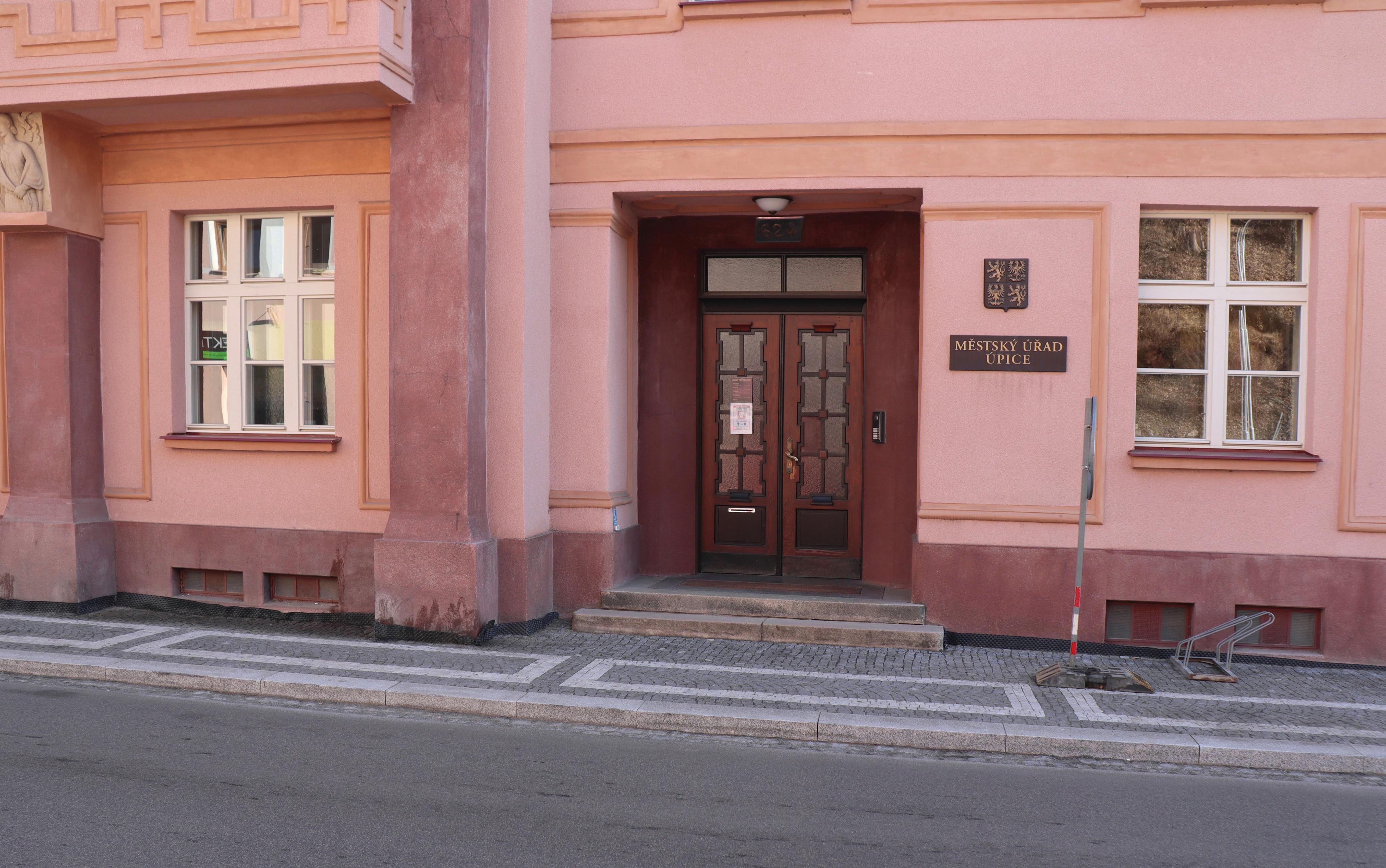 Úpice - městský úřad