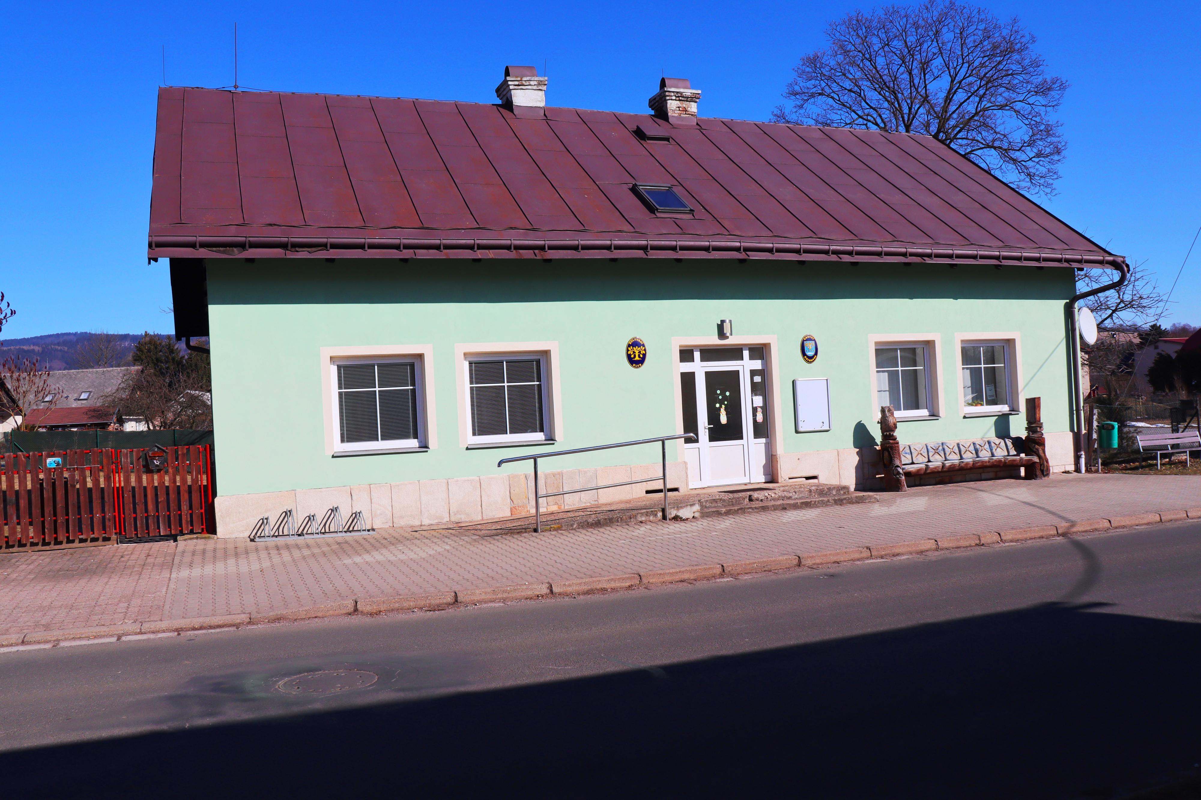 Obecní knihovna Mladé Buky