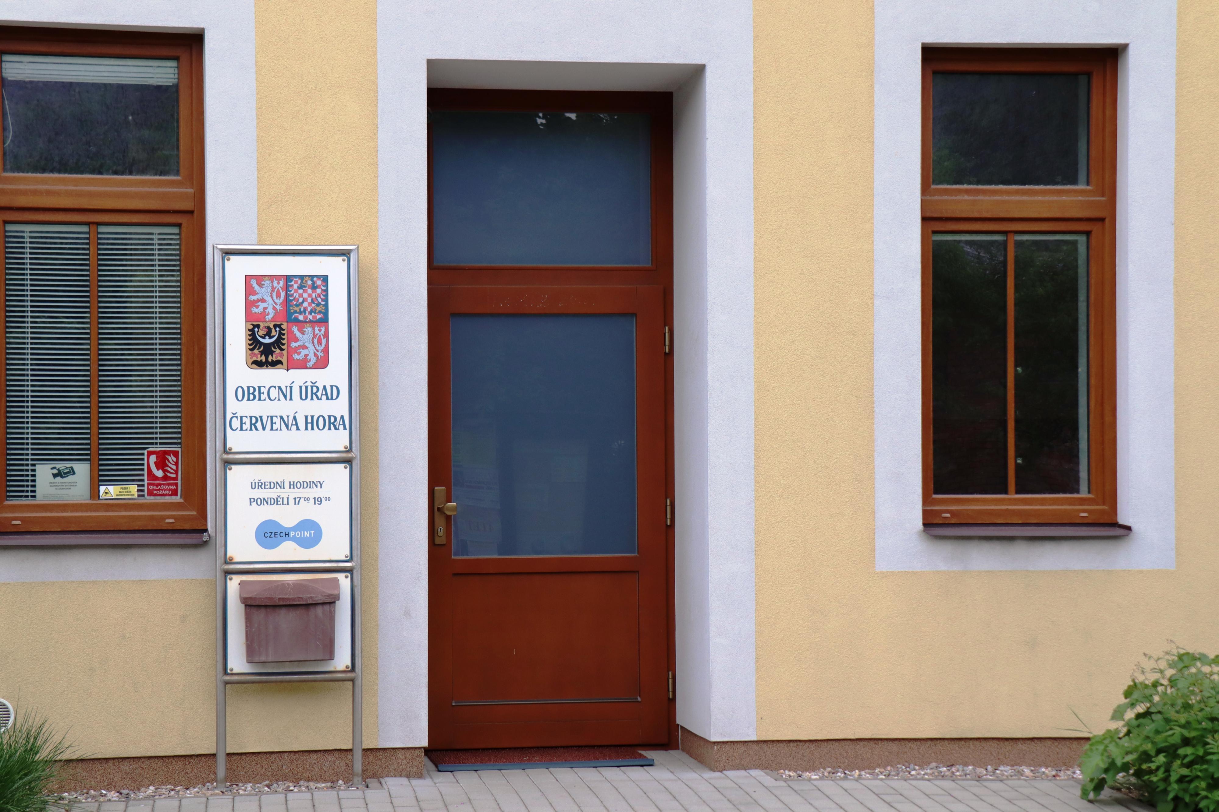 Červená Hora - obecní úřad foto 4