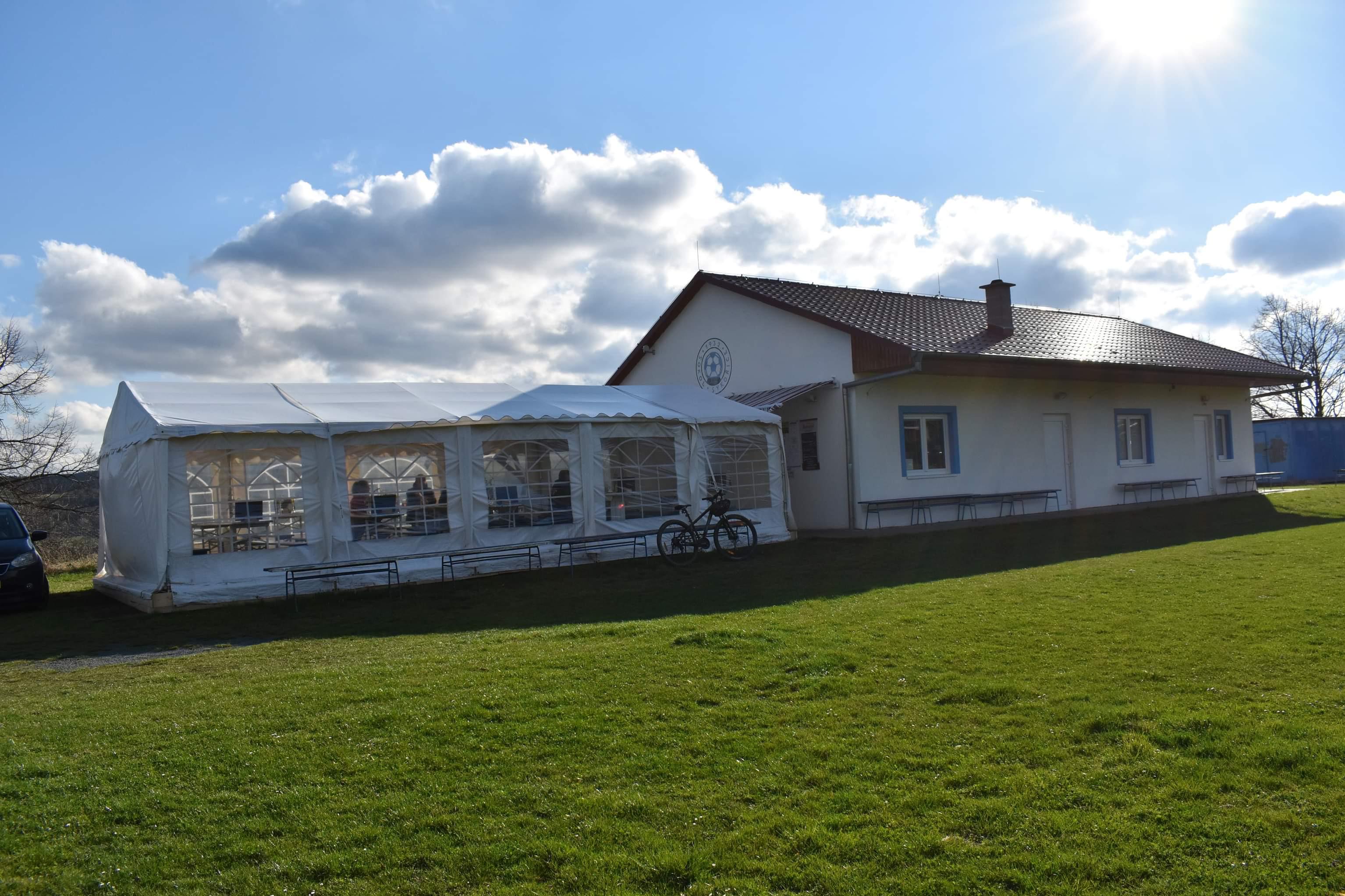 KioSýk - občerstvení na fotbalovém hřišti