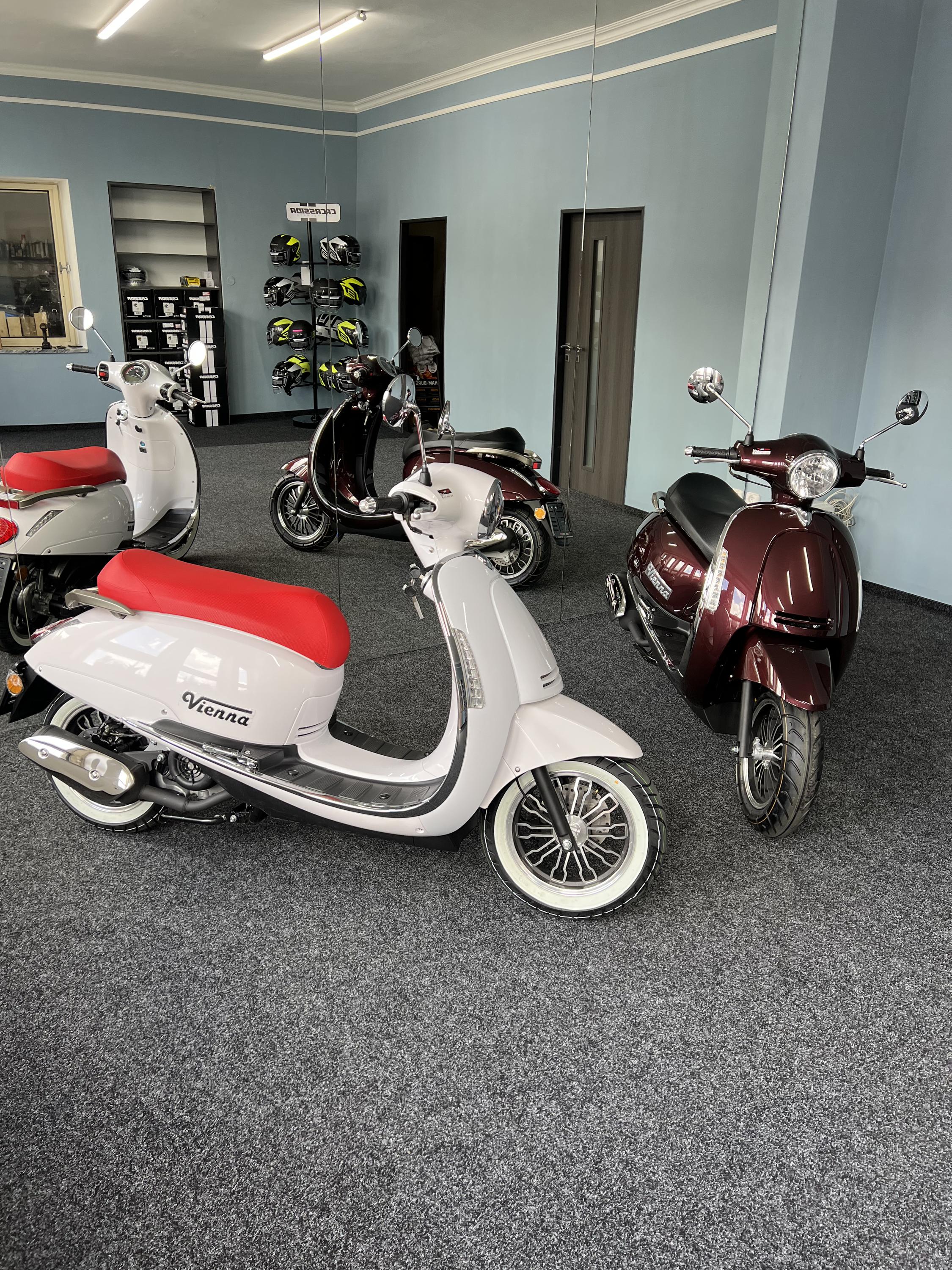 KM Moto servis foto 2