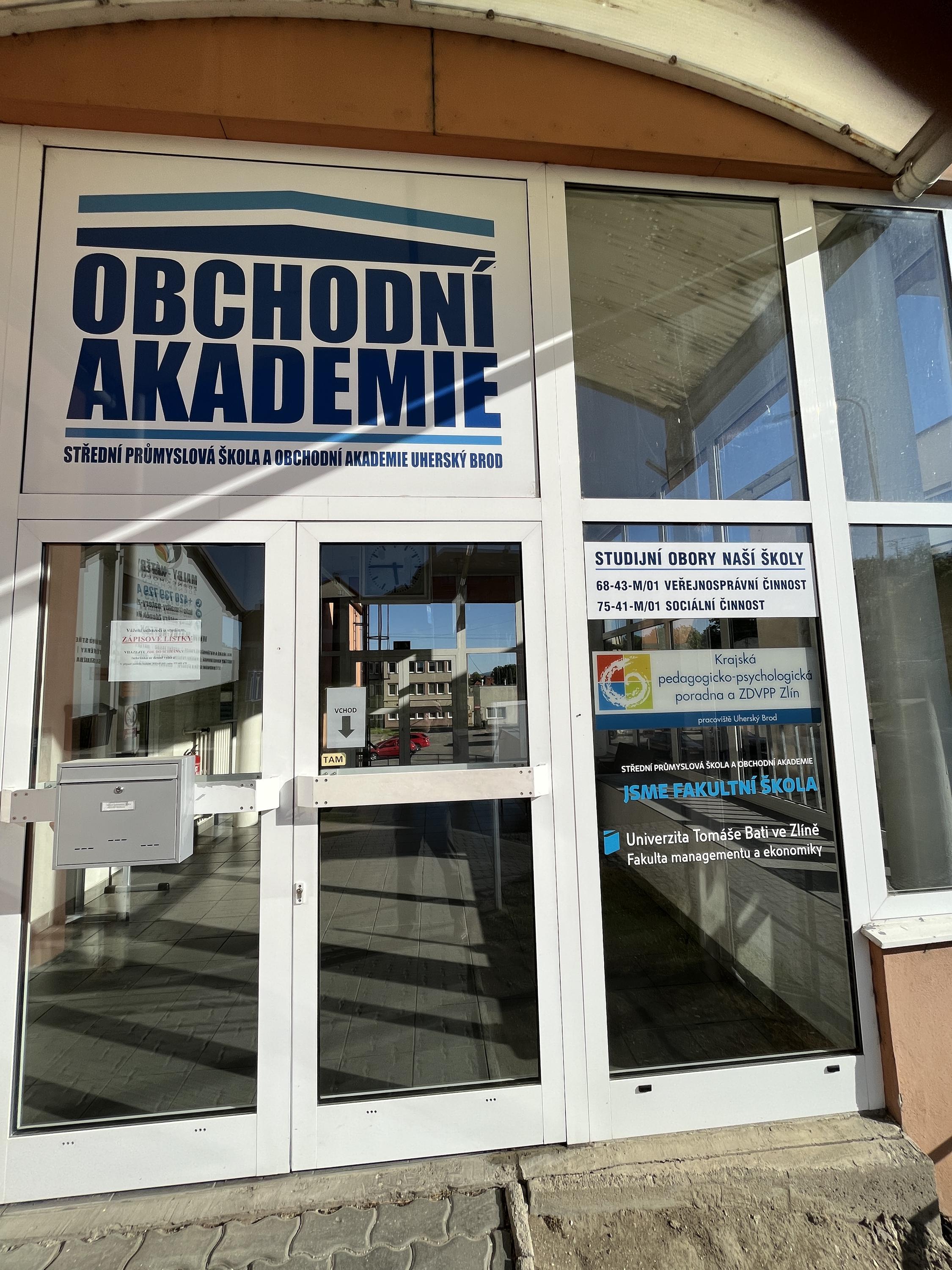 Střední průmyslová škola a Obchodní akademie Uherský Brod foto 3