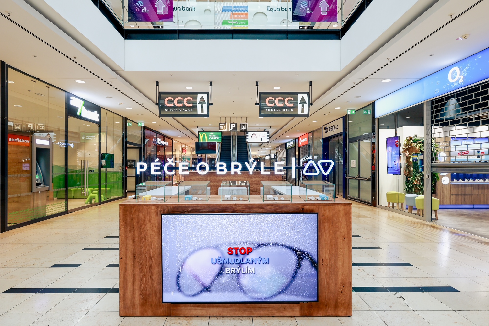 RAFAEL PÉČE O BRÝLE foto 2