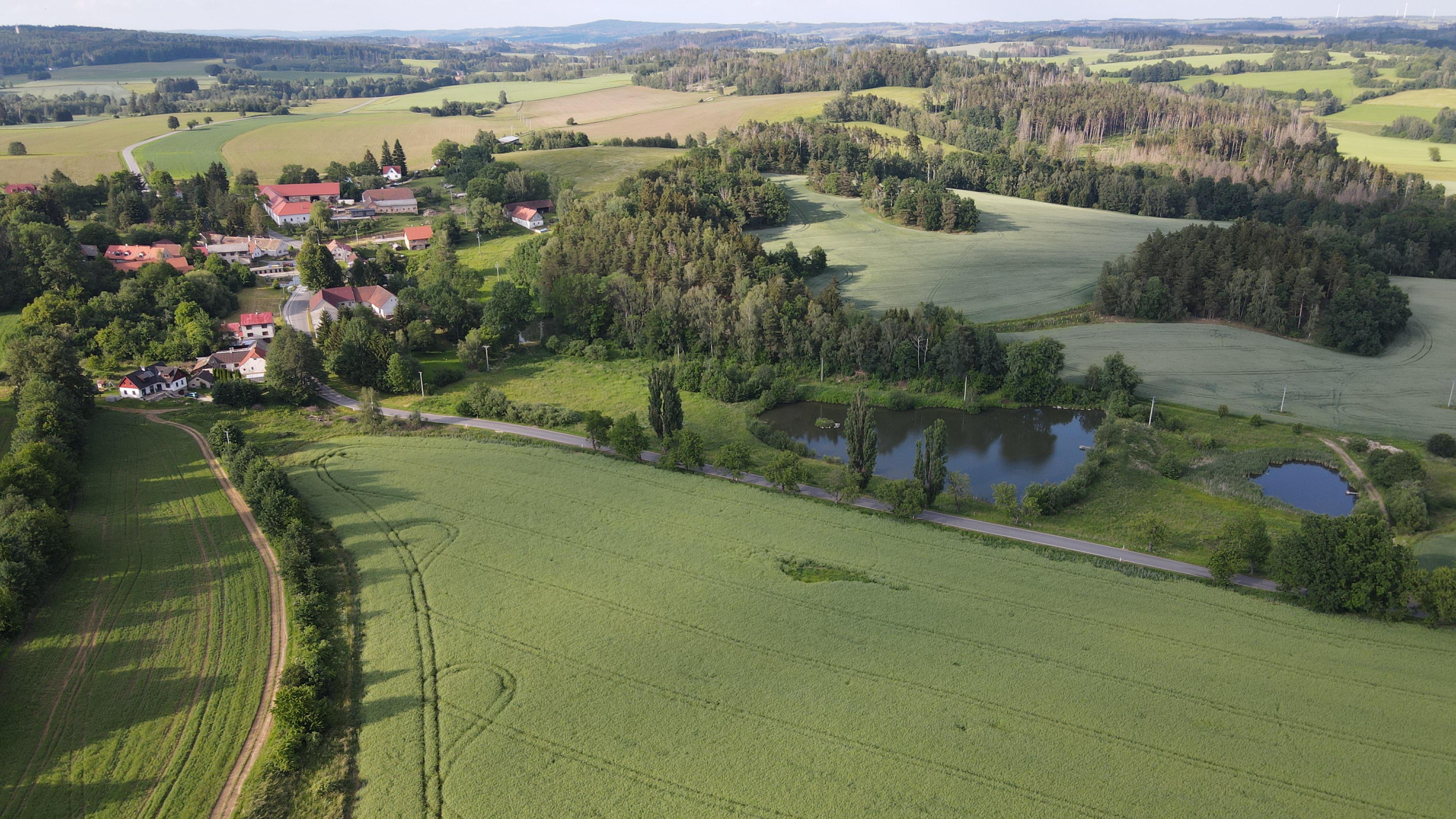 Vanůvek - obecní úřad foto 2