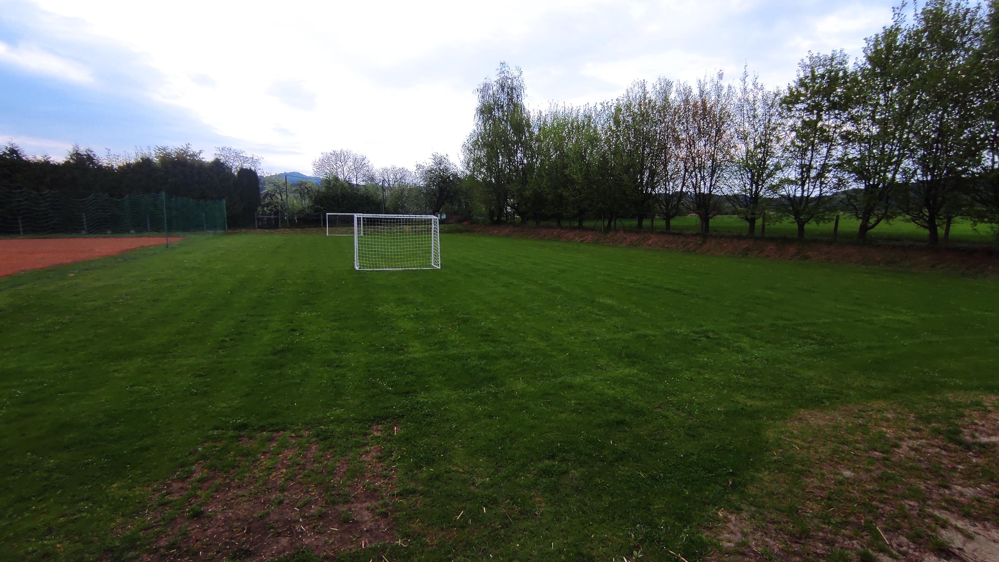 Fotbalové hřiště Sokol Radim foto 3