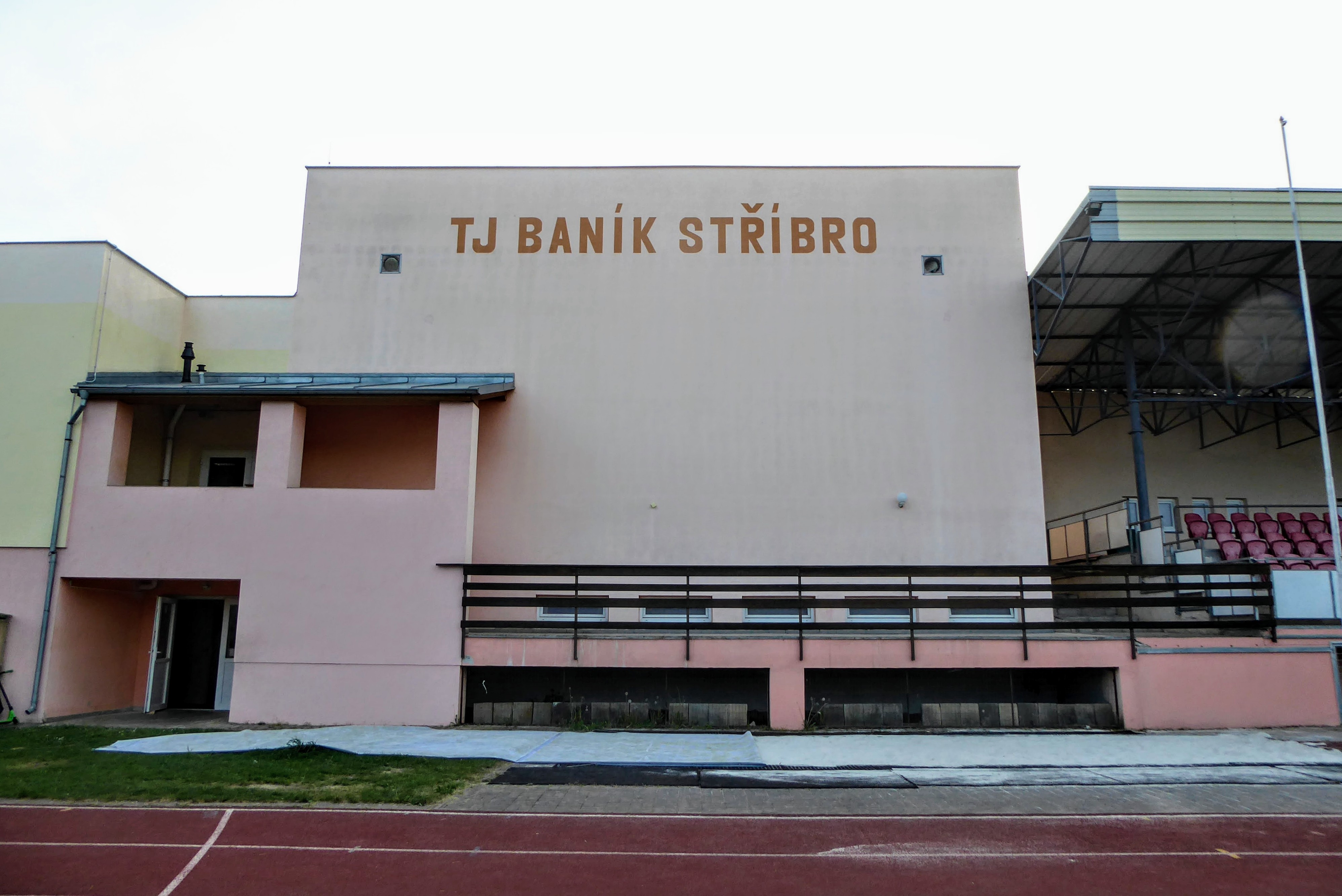 Sportovní hala TJ Baník Stříbro foto 4