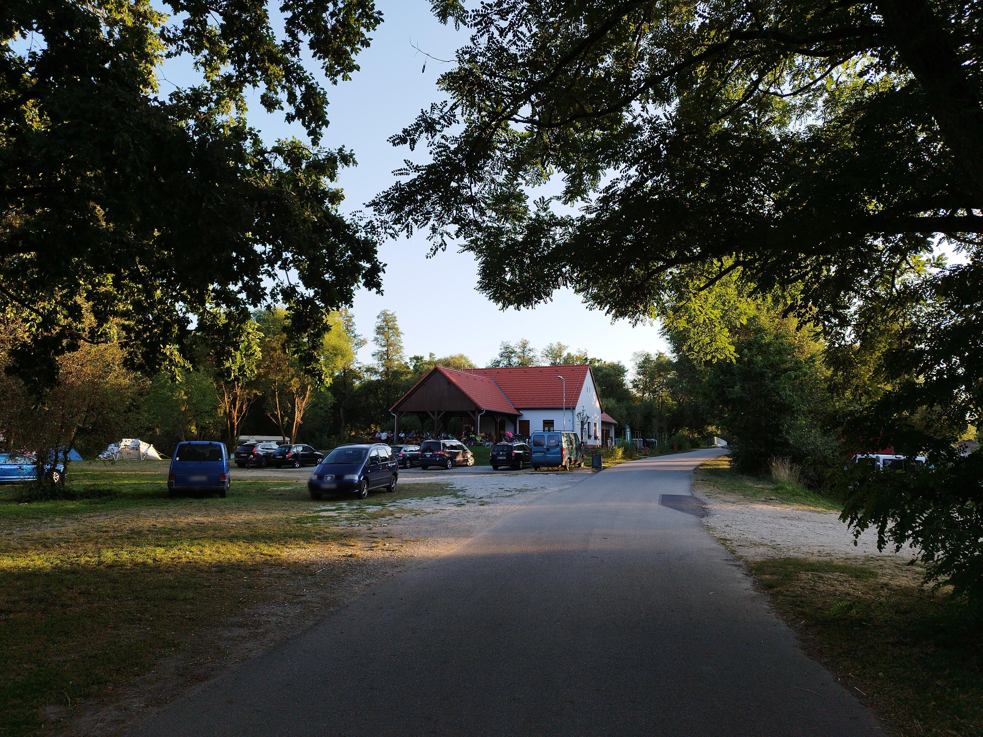 Půjčovna lodí Marie foto 3