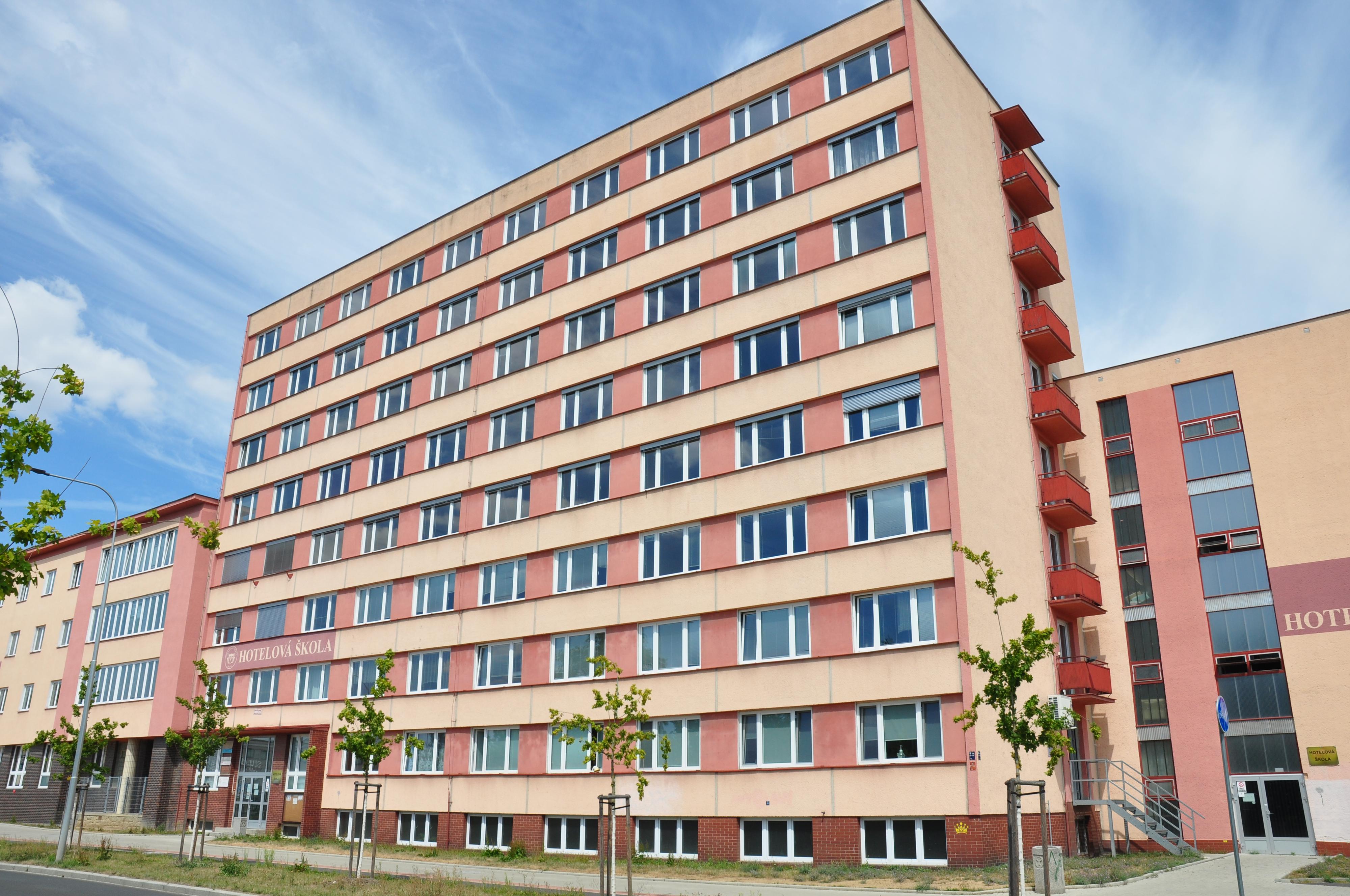 Hotelová škola, Plzeň foto 2