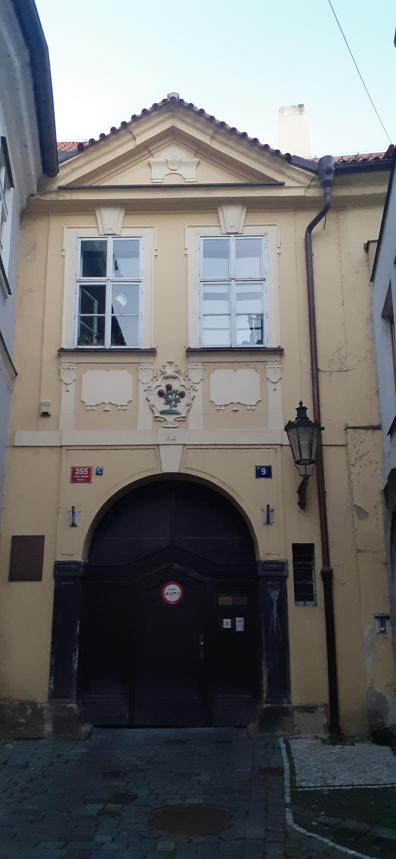 Knihovna Ústavu pro soudobé dějiny AV ČR foto 3