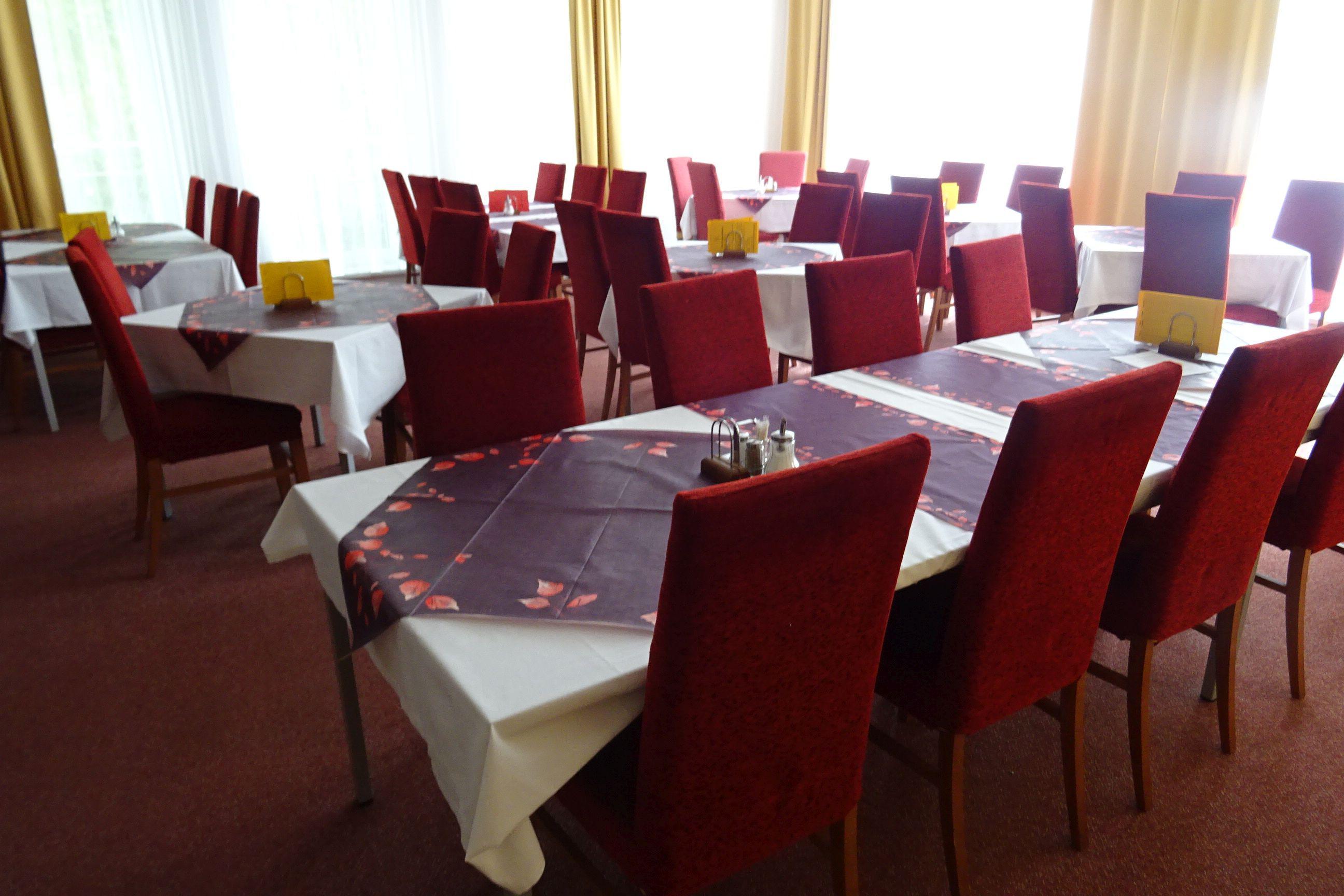 Restaurace Kurhotel Brussel foto 2