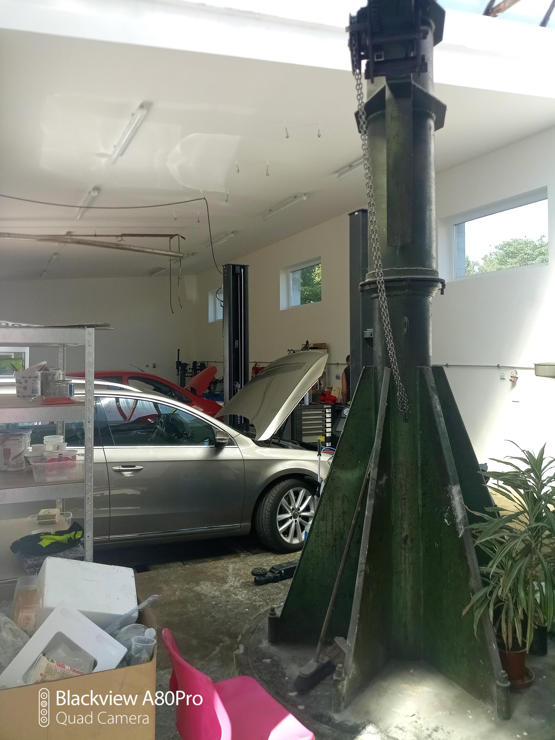 AUTO & PNEU Servis BURÁČEK foto 2