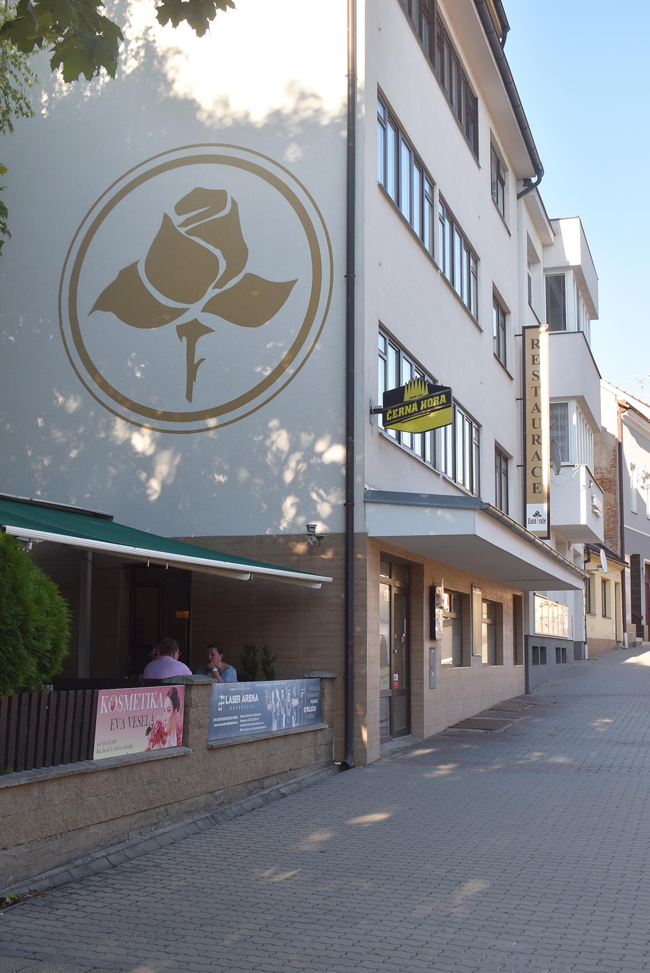 Restaurace Zlatá růže foto 2