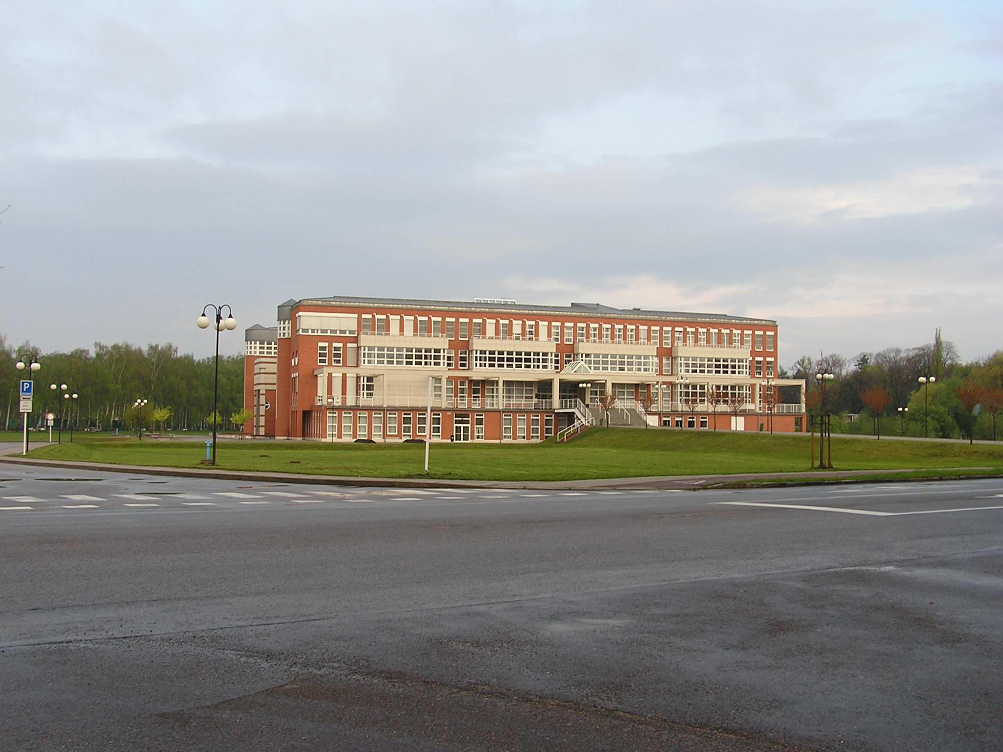 Univerzita Hradec Králové - Fakulta informatiky a managementu foto 3