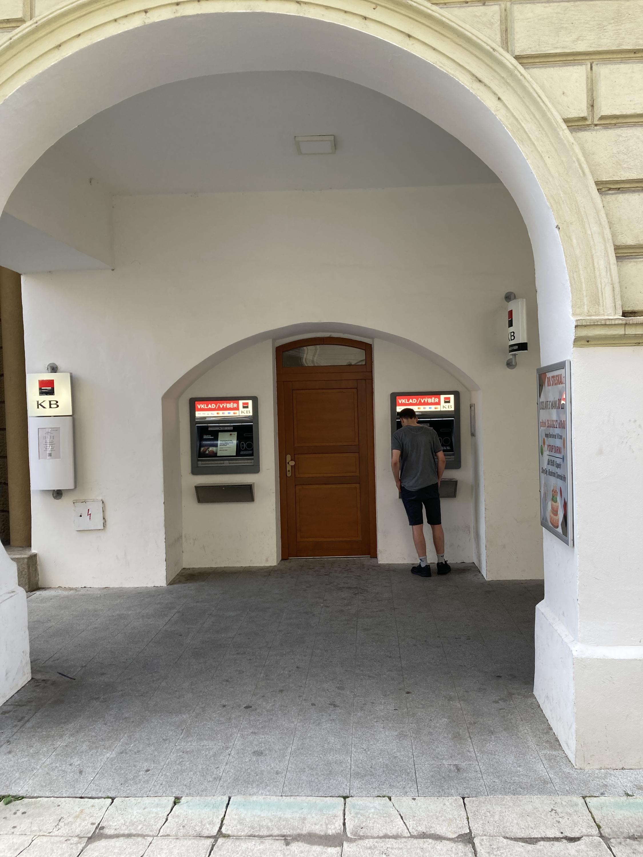 Bankomat Komerční banky foto 2
