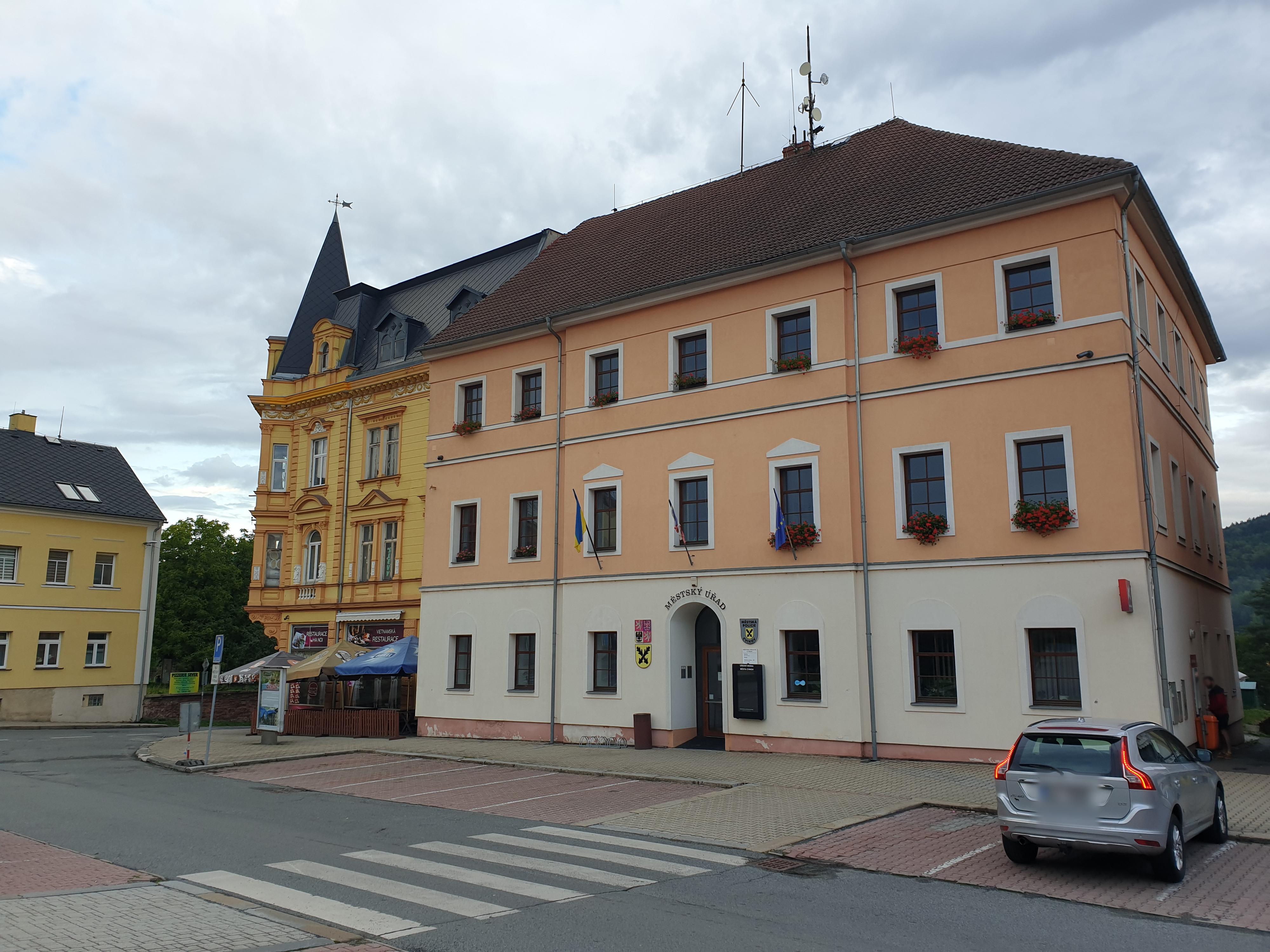 Cvikov - městský úřad foto 4