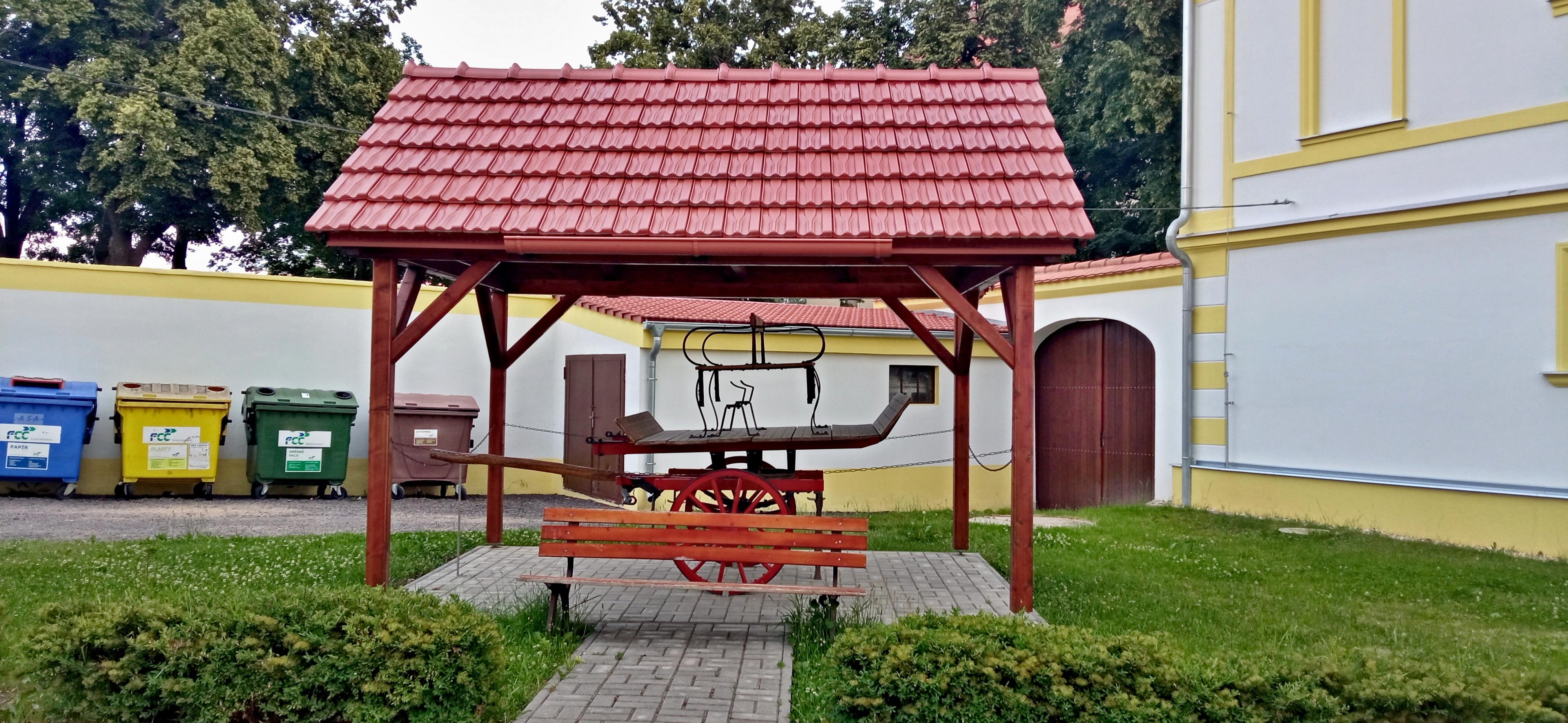Úřad městyse Dyjákovice foto 3