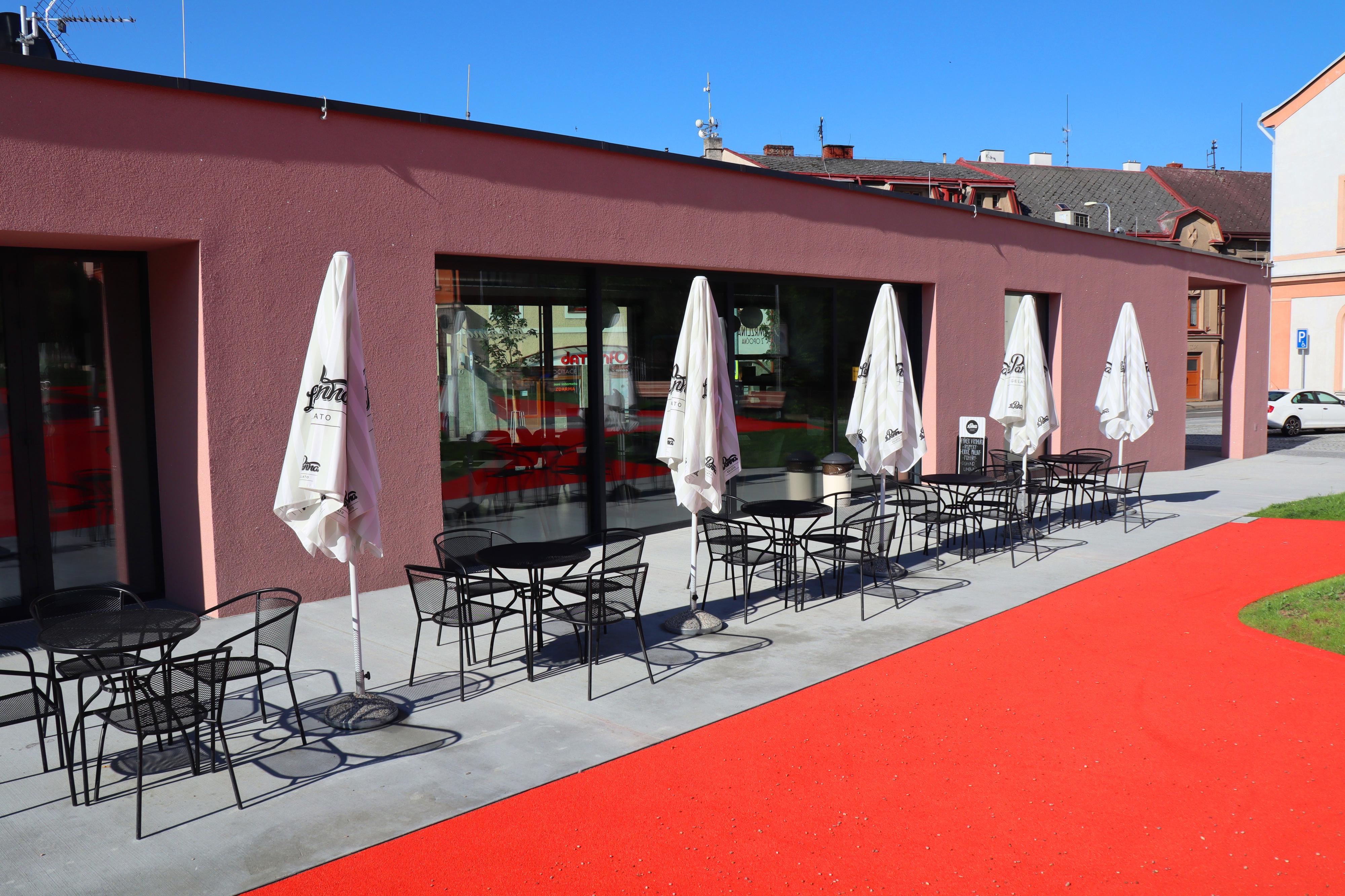 Kavárna Červený Kostelec foto 1