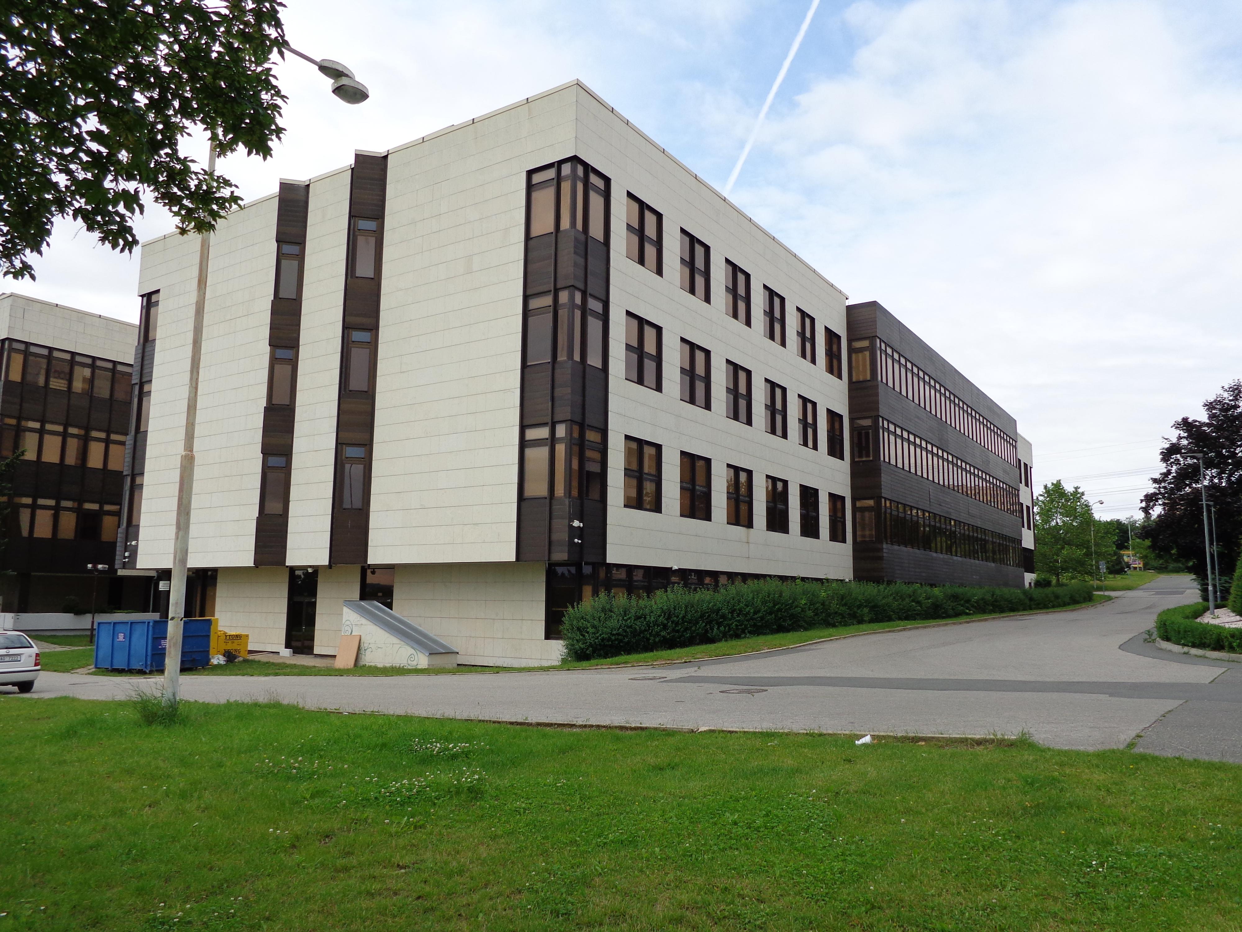 Střední škola managementu a služeb, s.r.o.