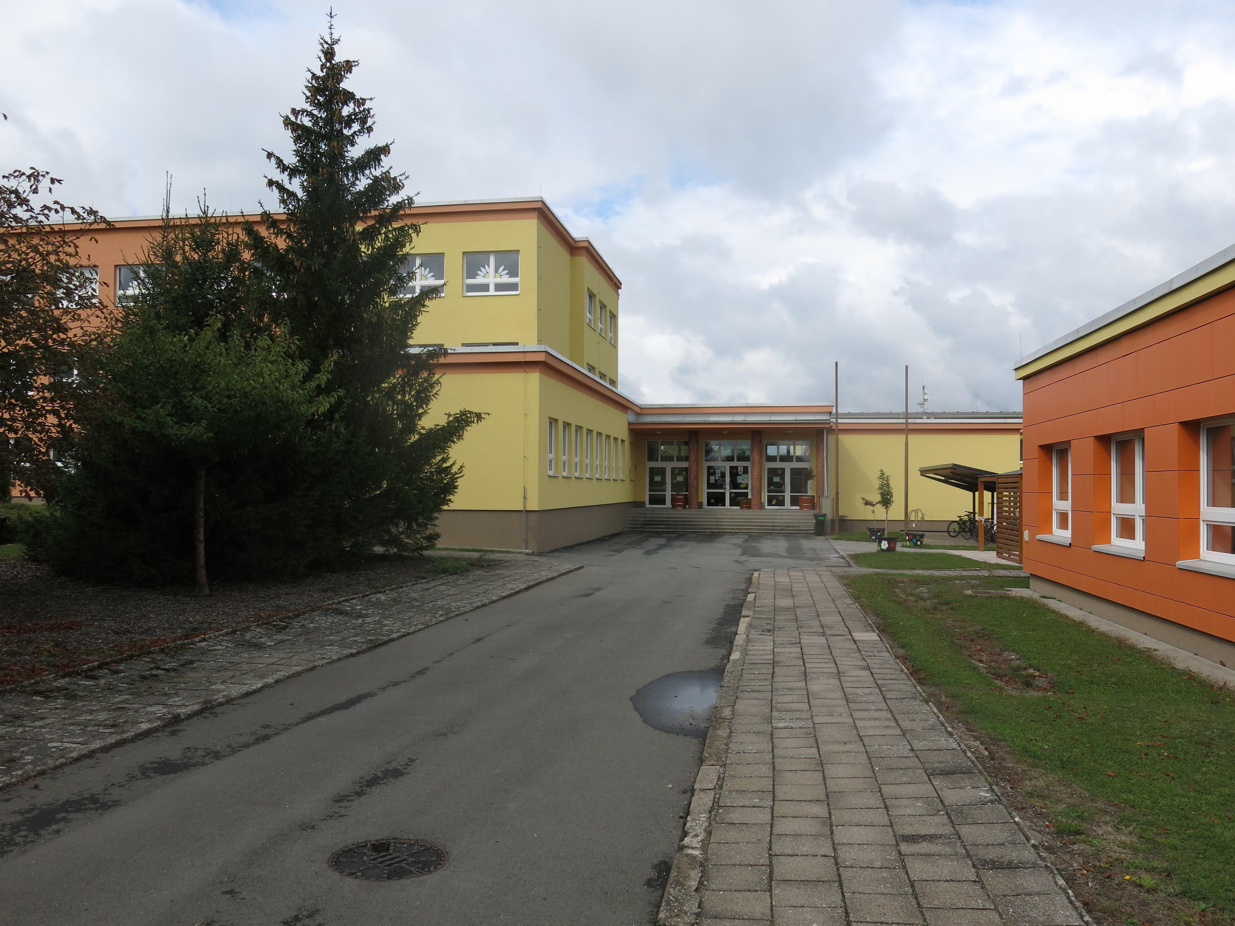 ZŠ a MŠ Smidary, okres Hradec Králové