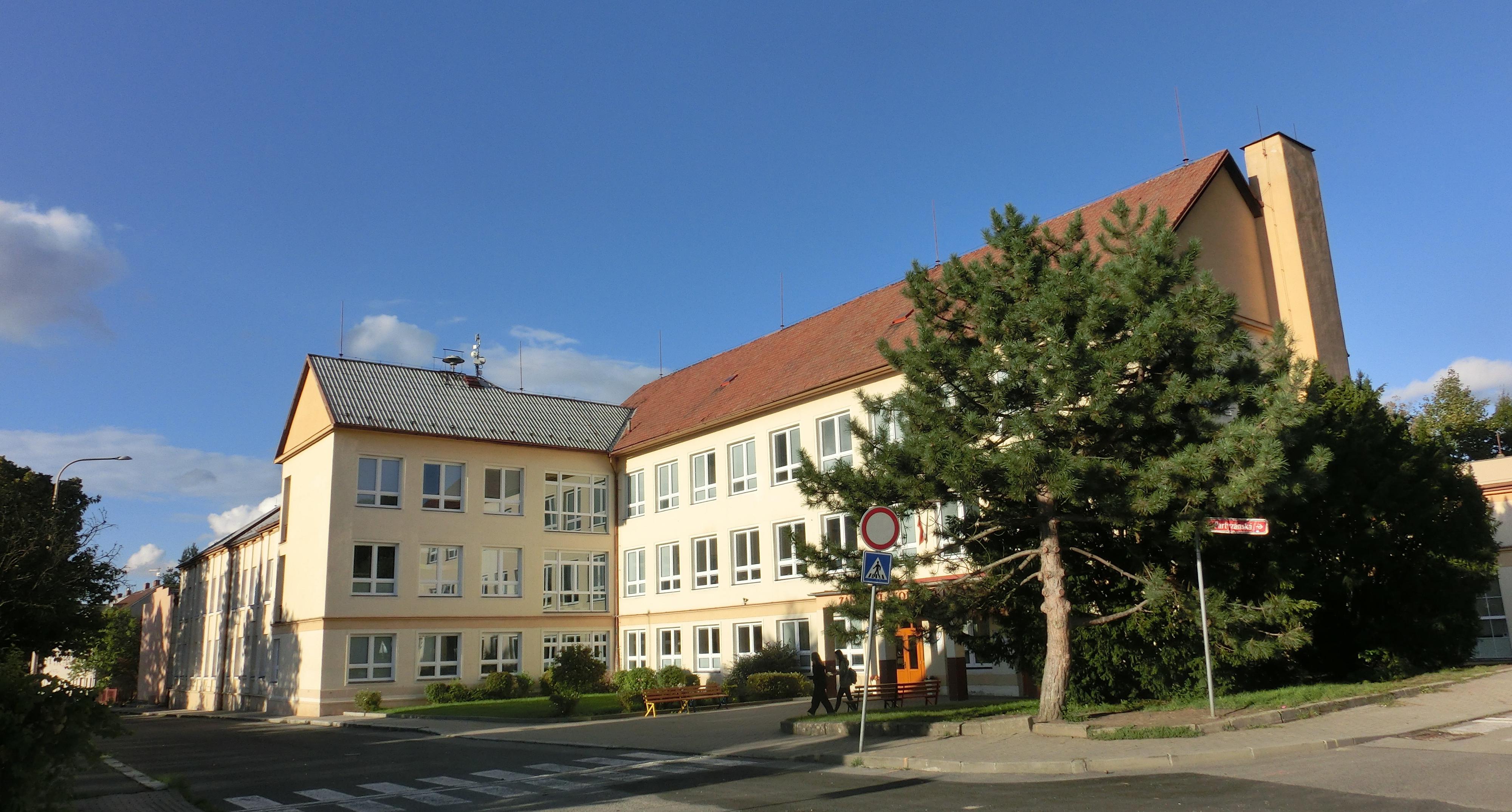 Základní škola, Česká Lípa, Partyzánská 1053 foto 3