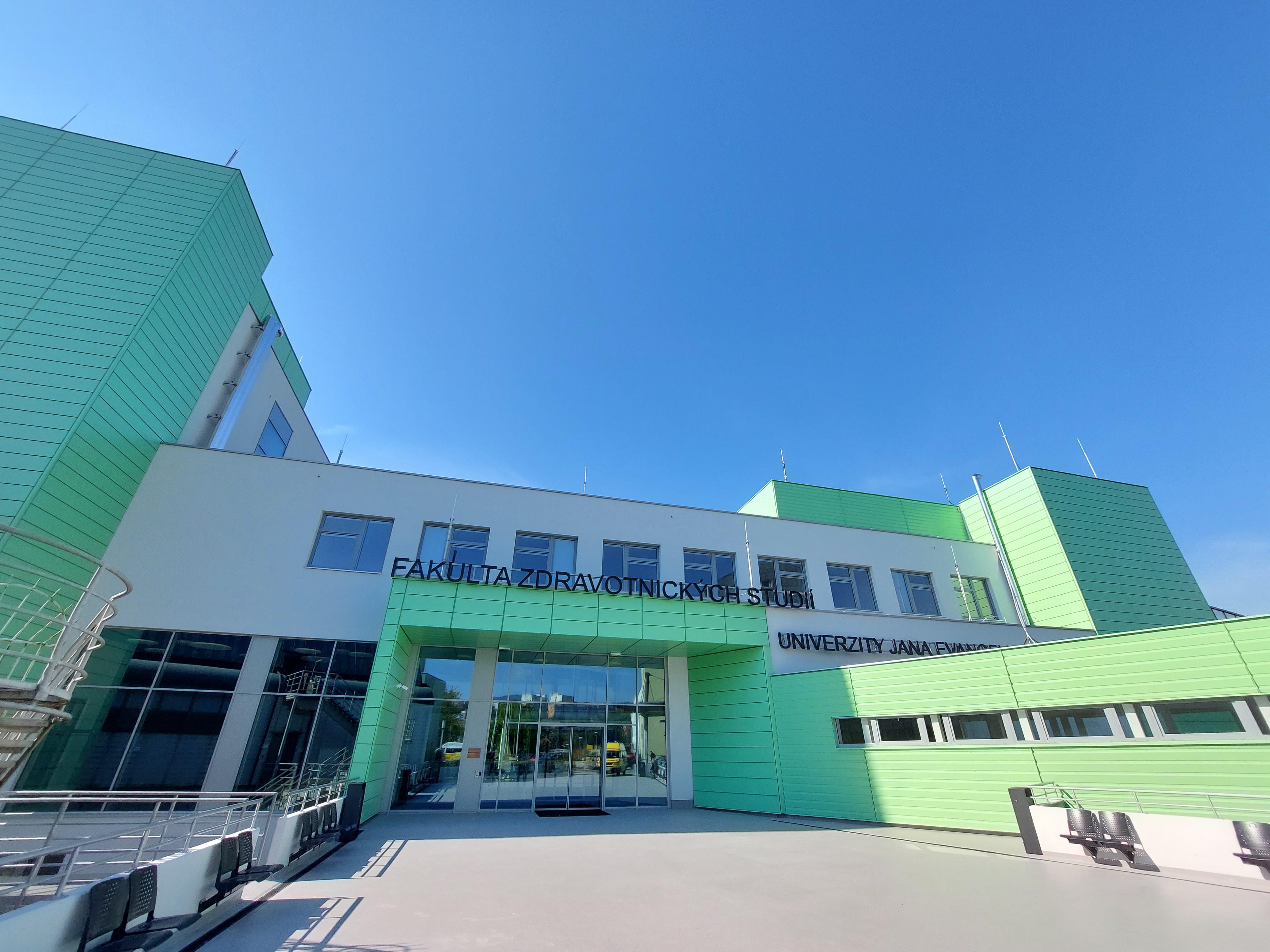 Univerzita Jana Evangelisty Purkyně - Fakulta zdravotnických studií