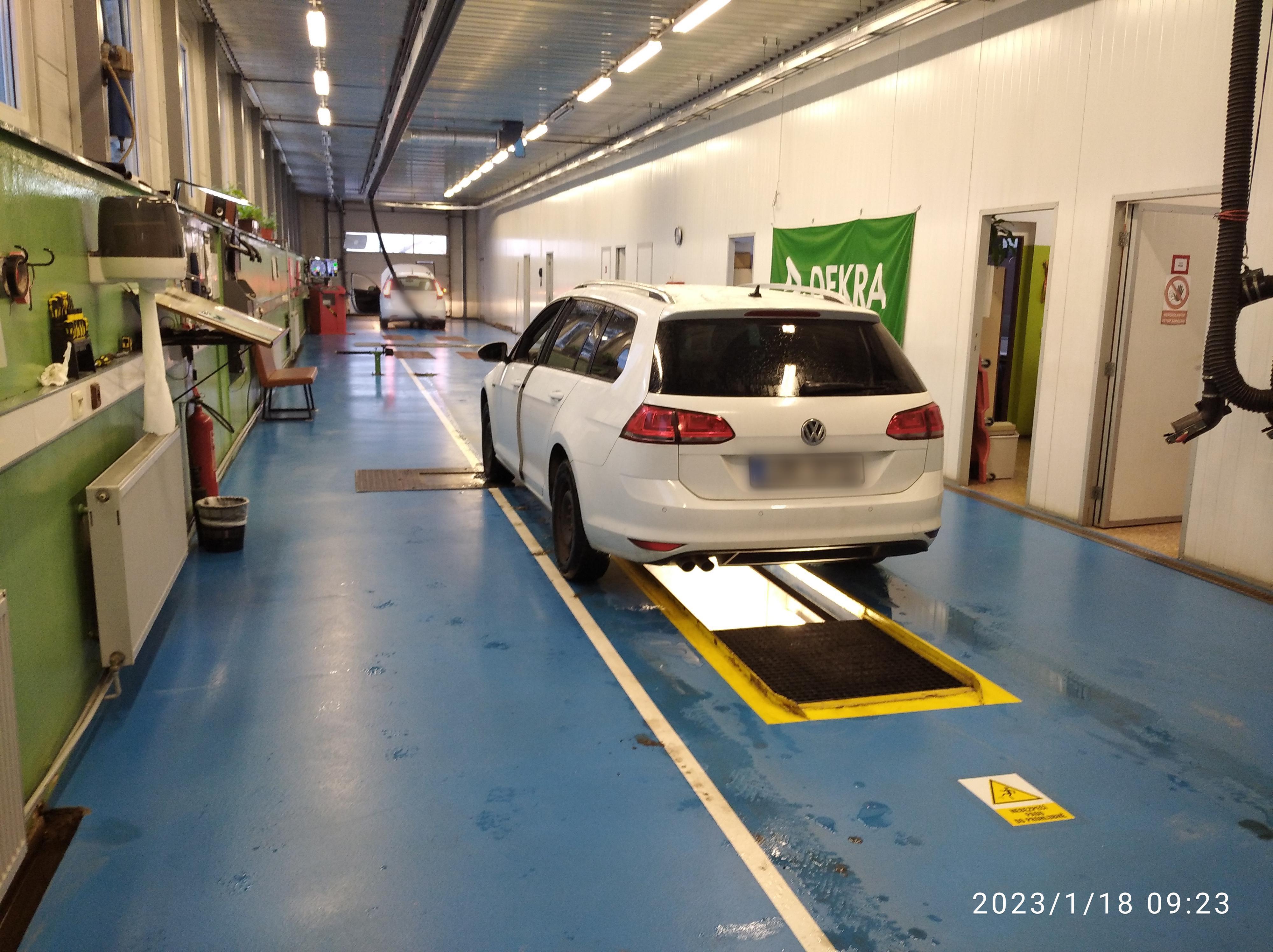 Integrovaná střední škola - STK a měření emisí foto 5