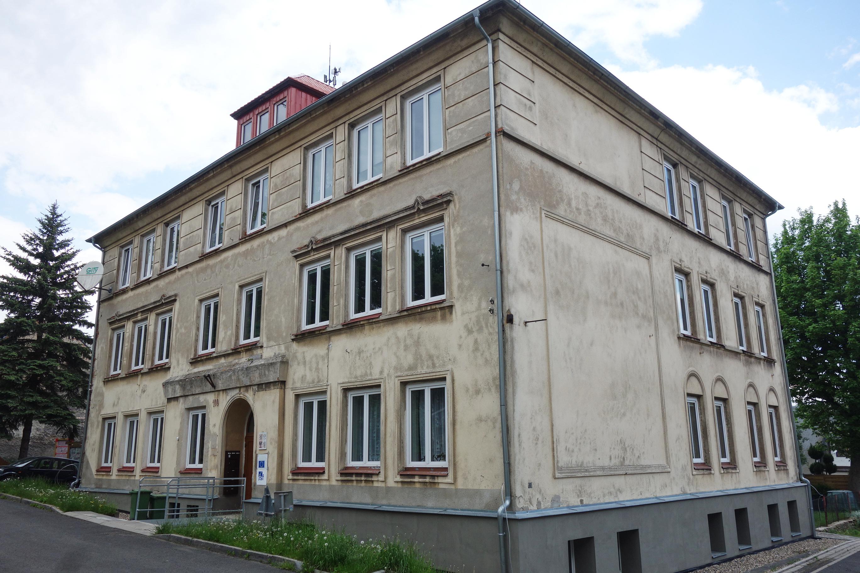 Obecní knihovna ve Výsluní foto 1