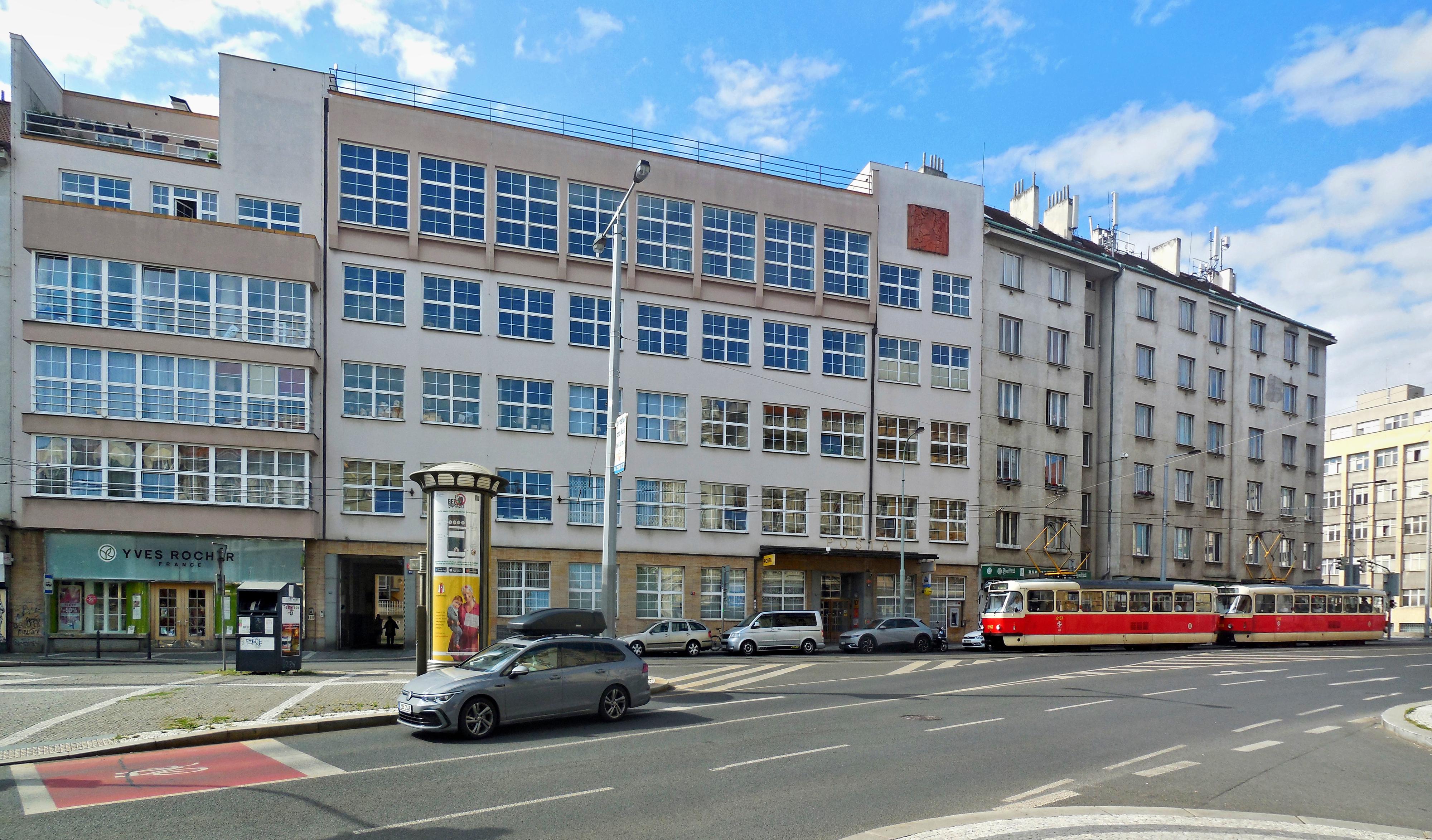 Pošta Praha 7 foto 5