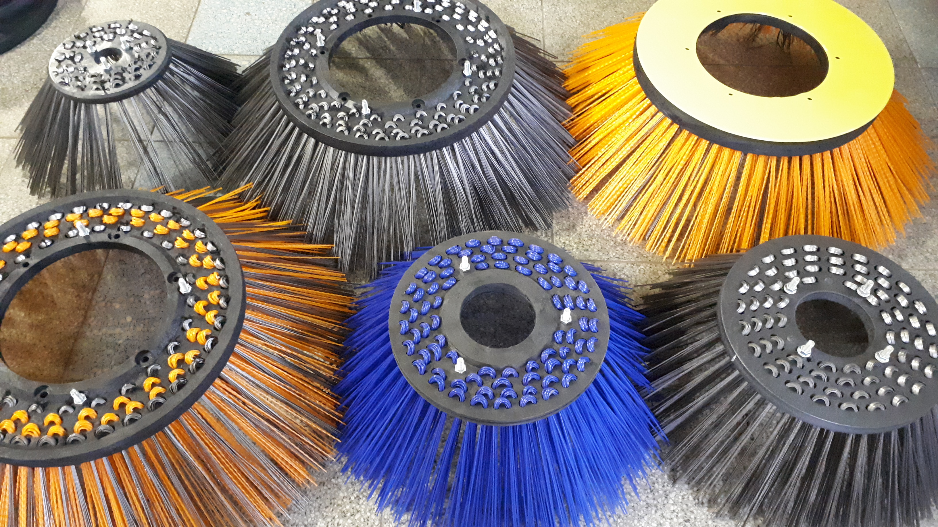 M. Jančář - Kartáče, zametače foto 2