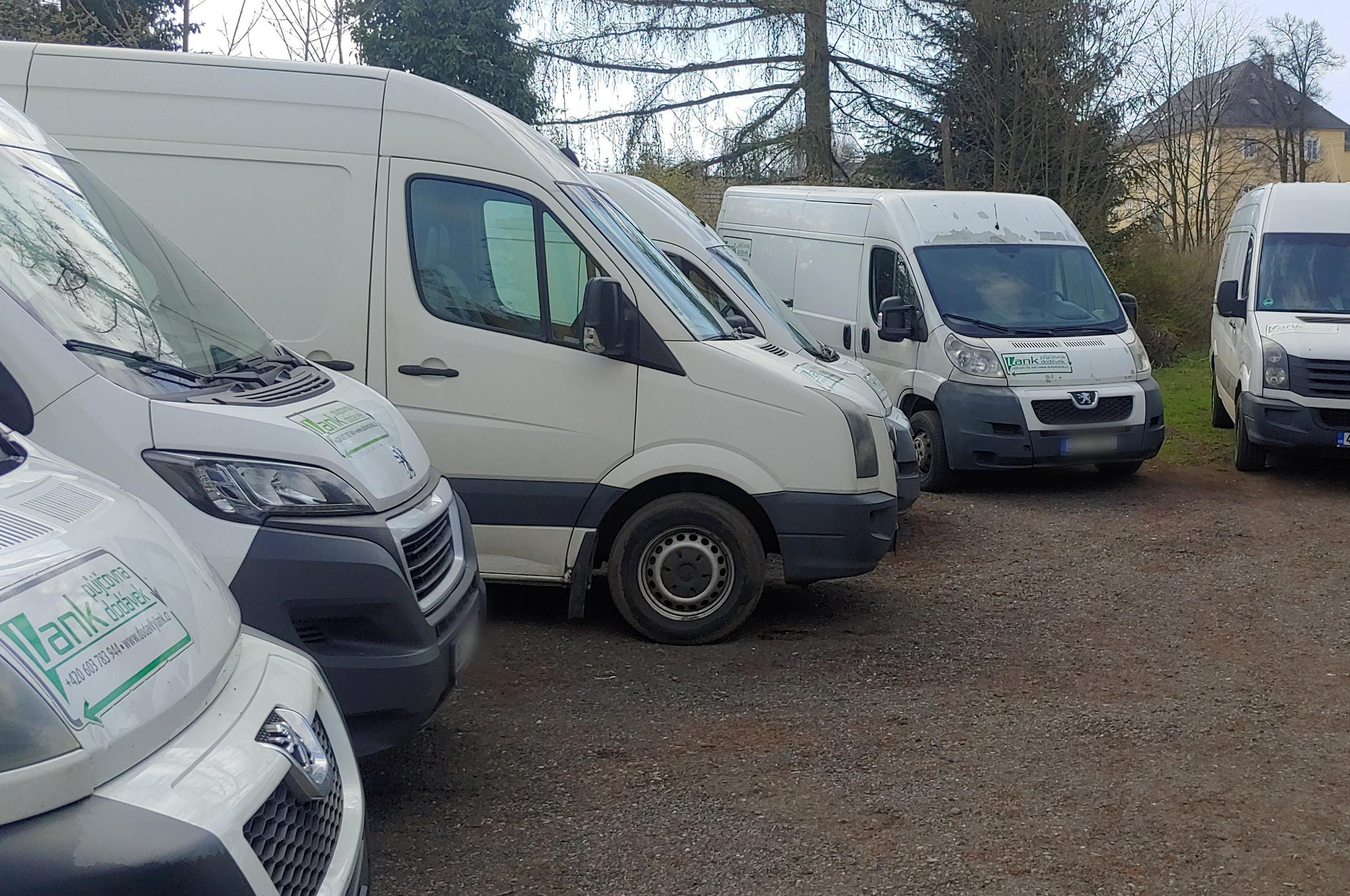 Půjčovna dodávek Lank