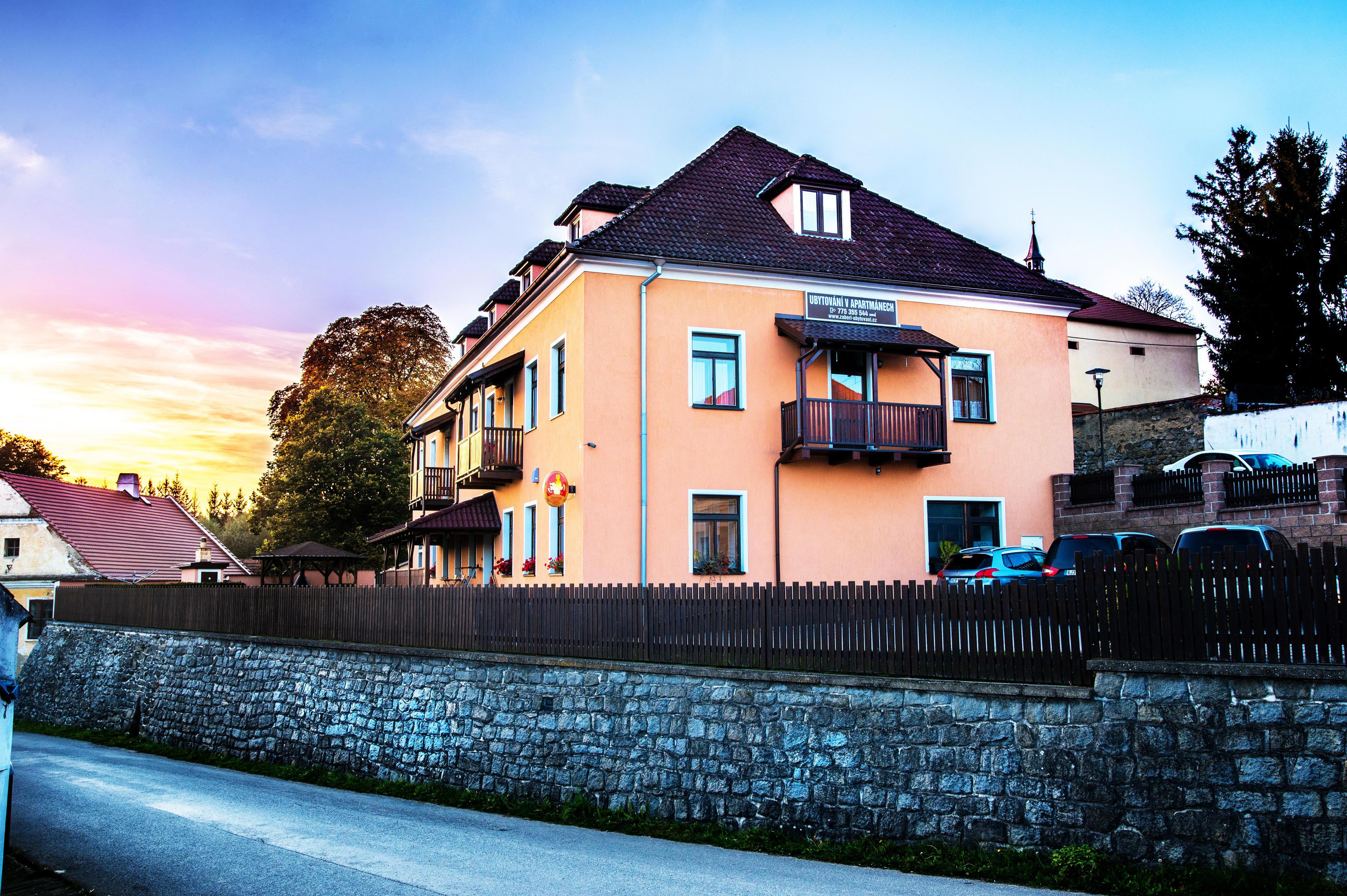 Apartmány Stará škola Záboří