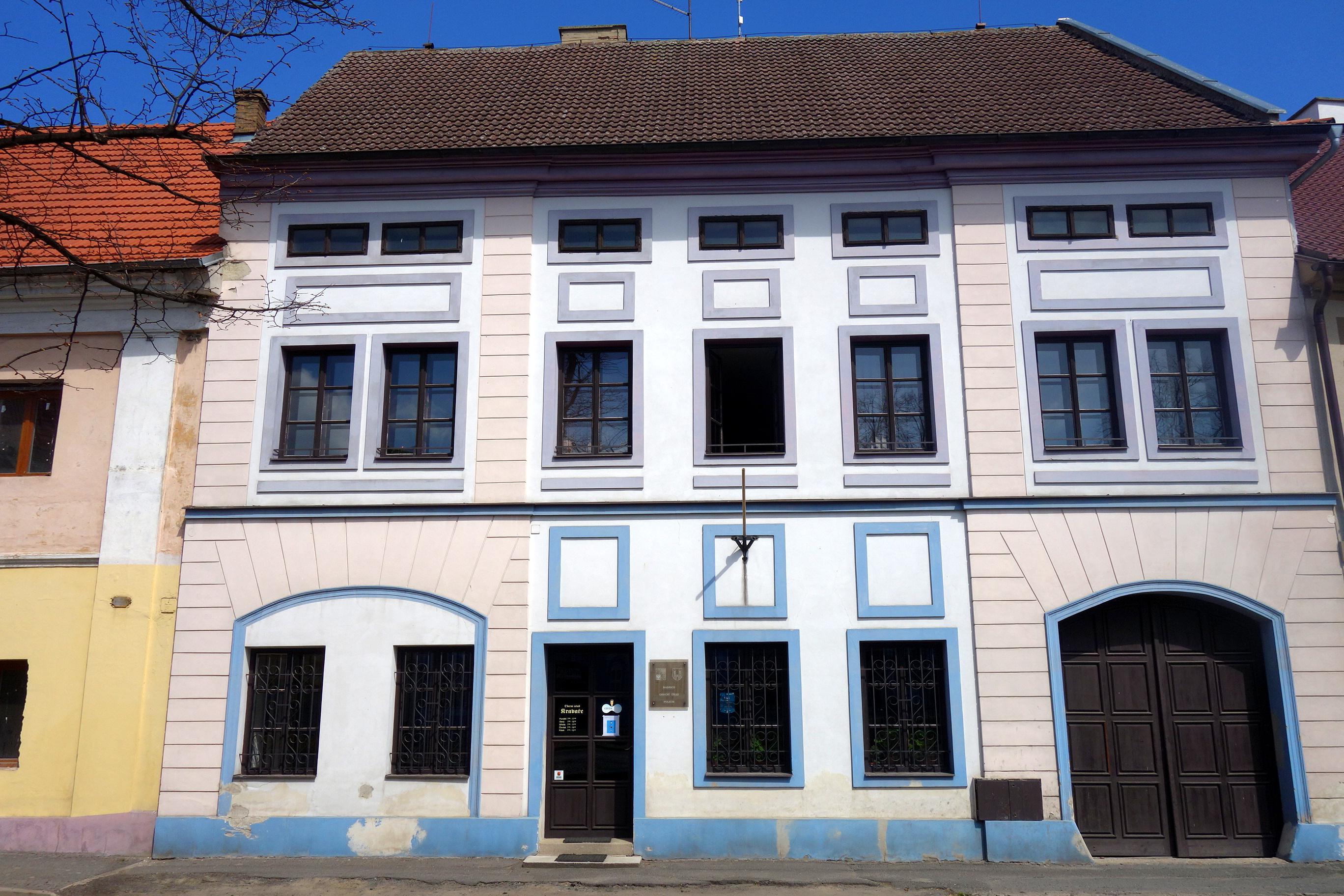 Kravaře - obecní úřad foto 2