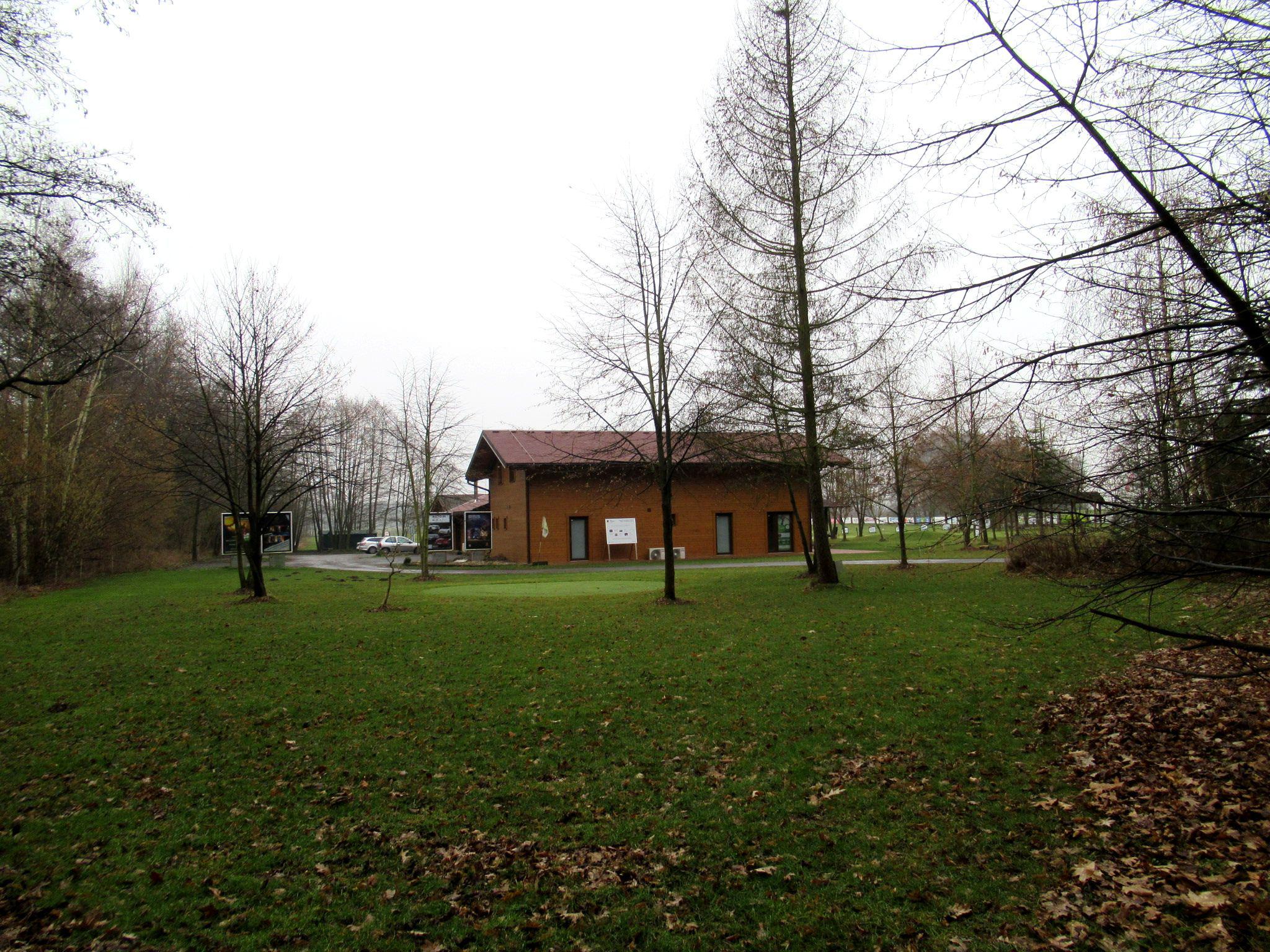 Golf Club Pardubice - Půjčovna lodí foto 4