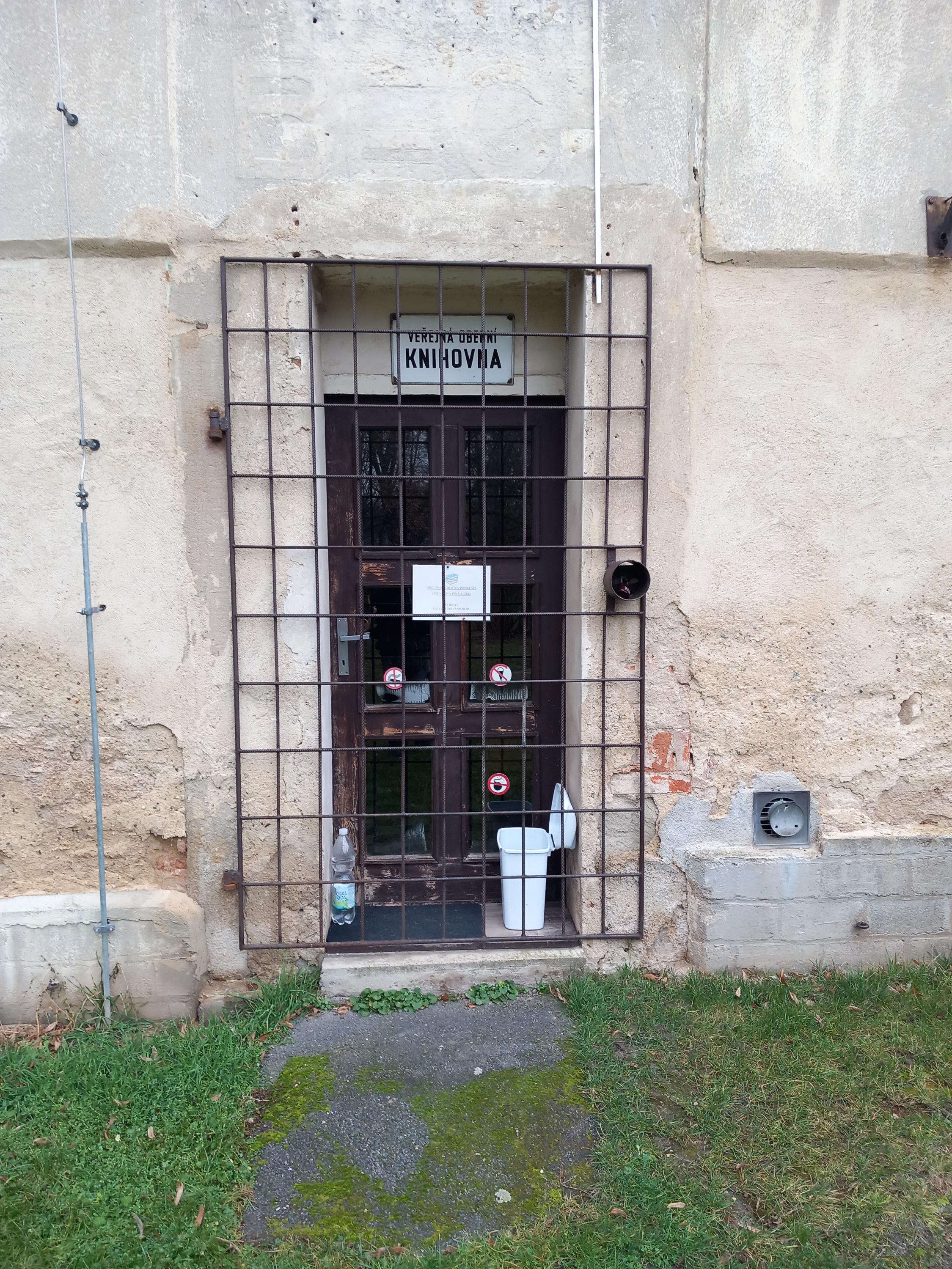 Obecní knihovna Podlešín foto 2