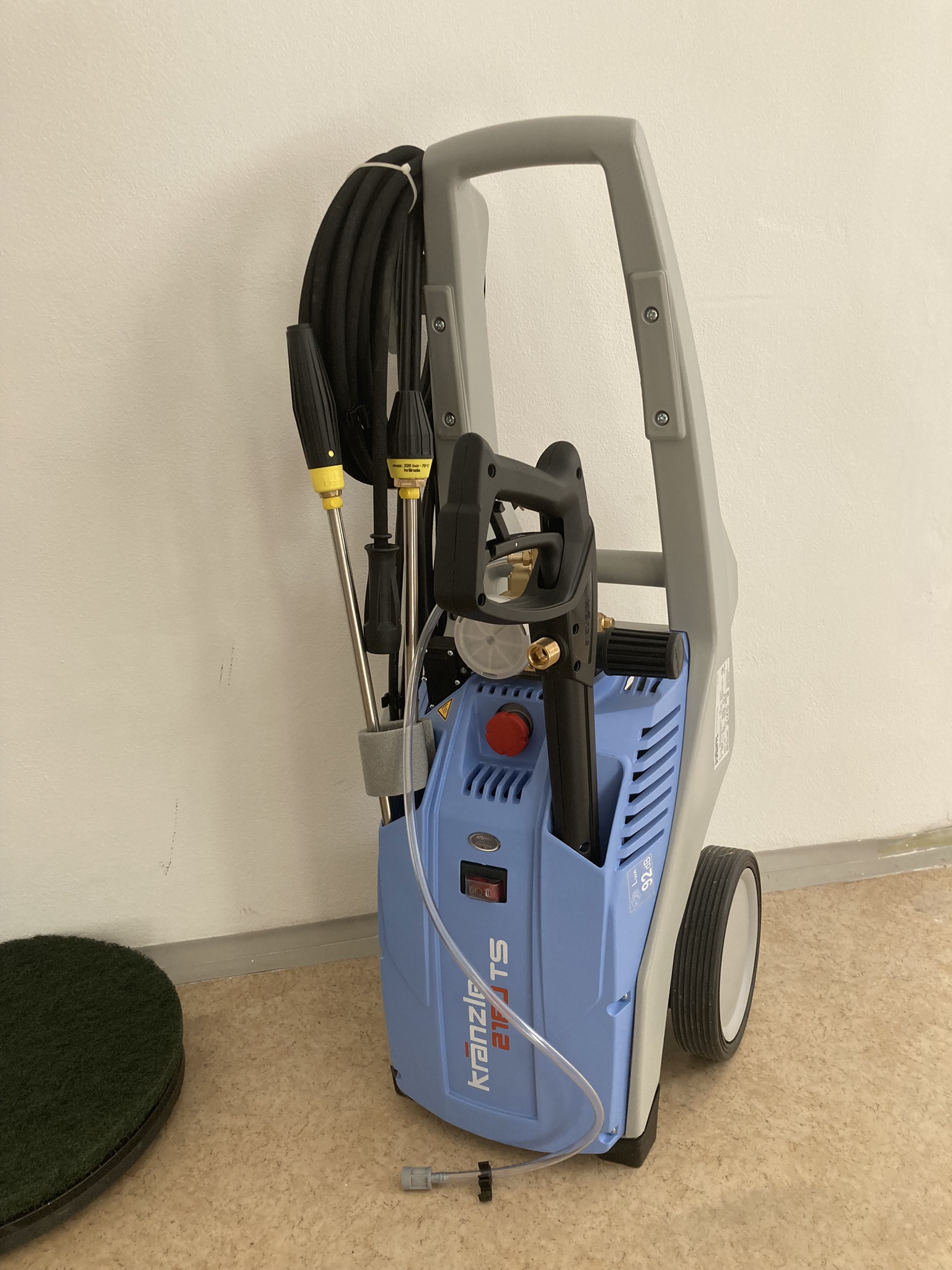 Půjčovna úklidových strojů - Viktor Mára foto 5