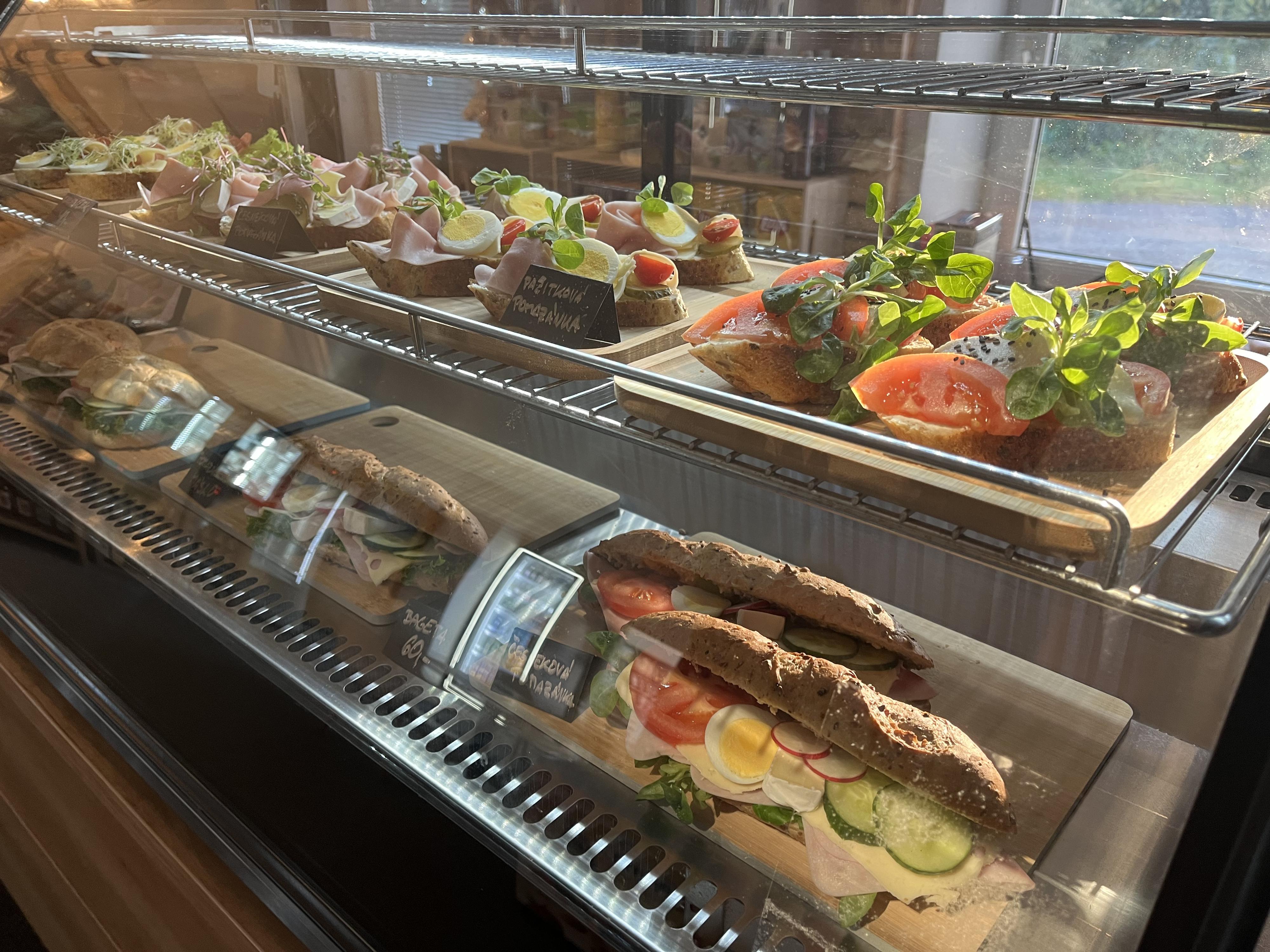 Vážka Café foto 3