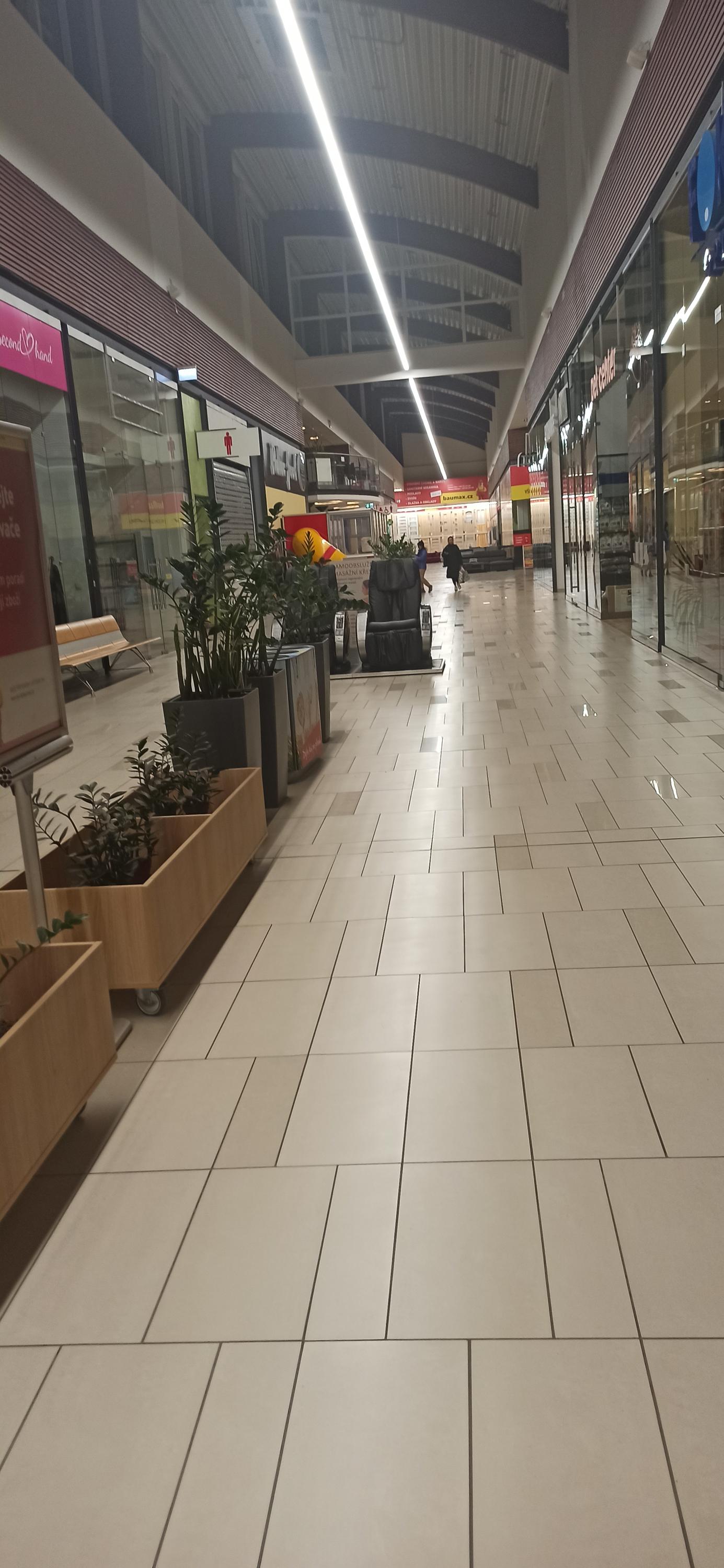 Avion Shopping Park Brno foto 3