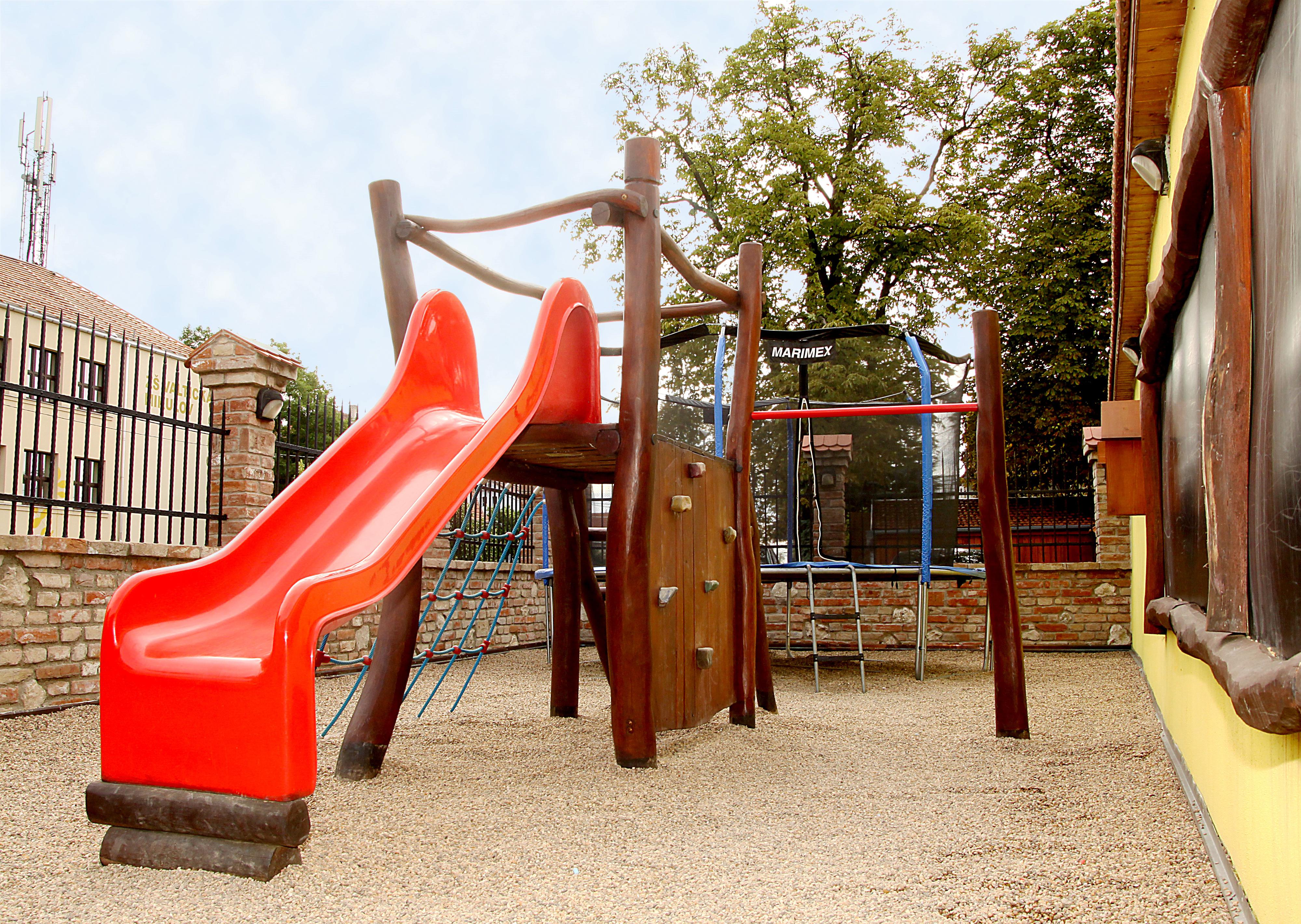 Bowling sport centrum Mikulov - Pizzeria - Restaurant foto 2