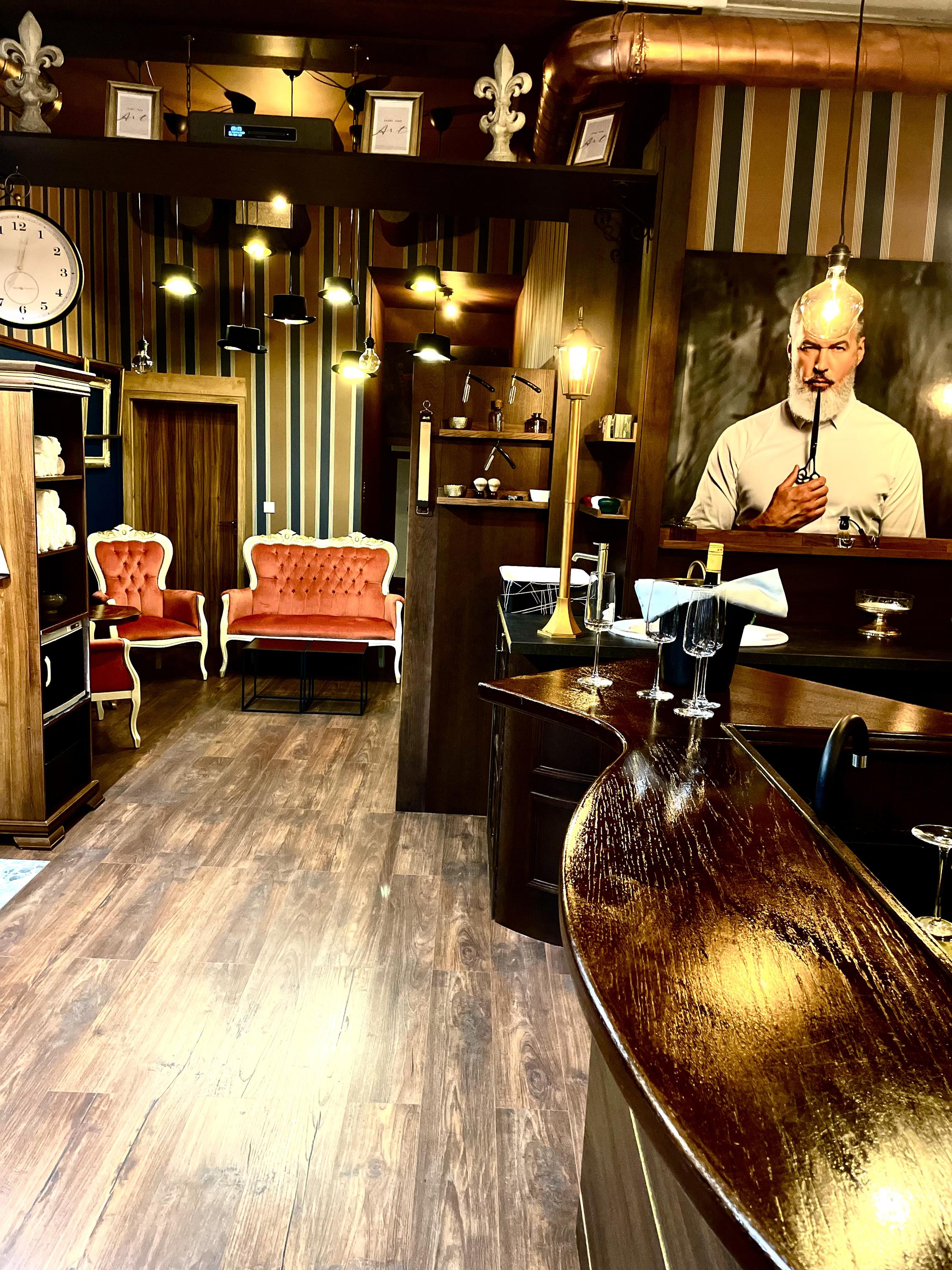 De Luxe Barber foto 4