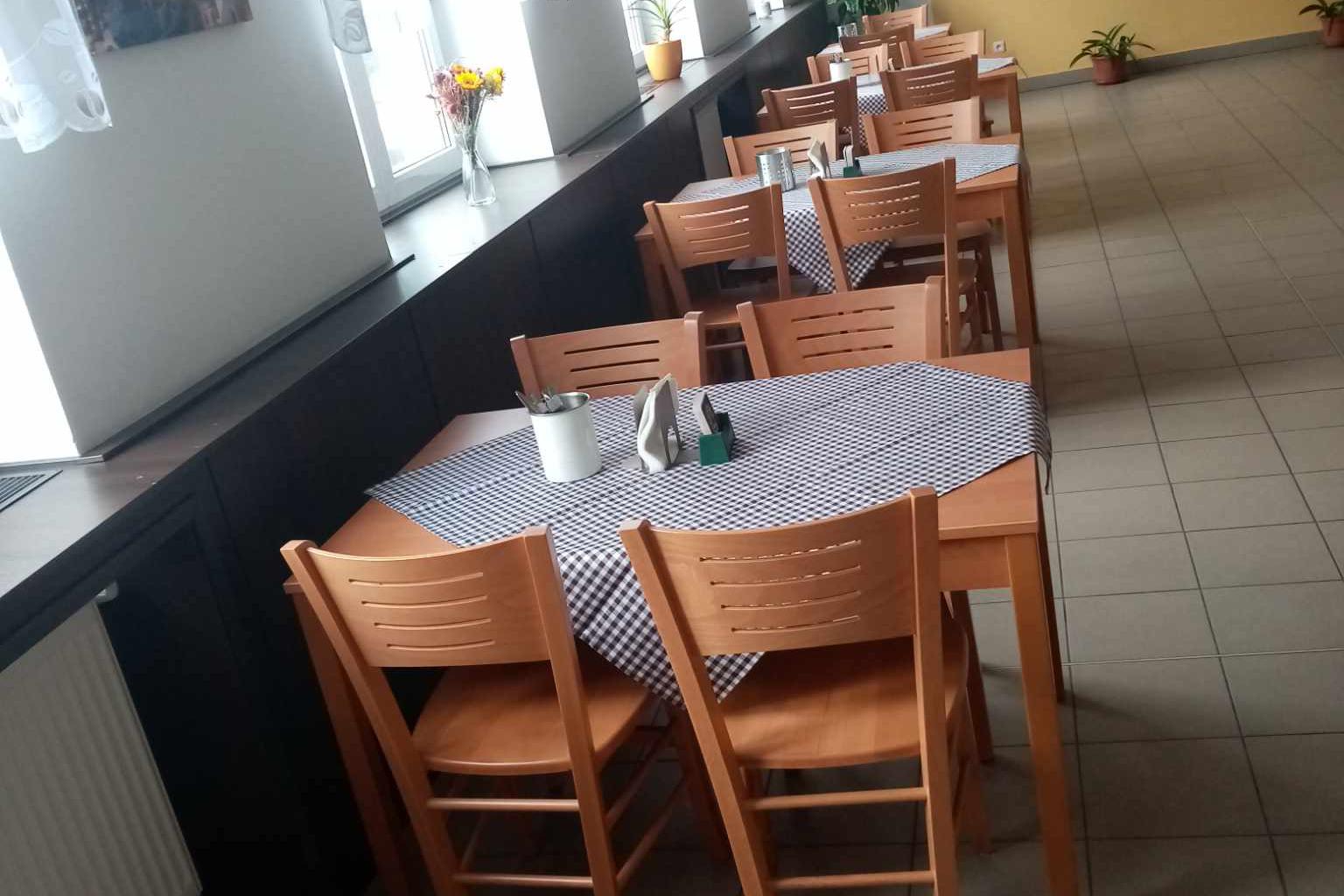 Stravovací zařízení Eva - Restaurace Popovice